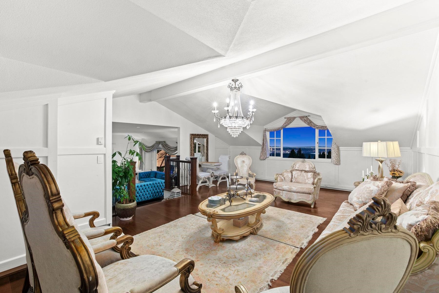 1391 Chartwell Drive, West Vancouver, BC