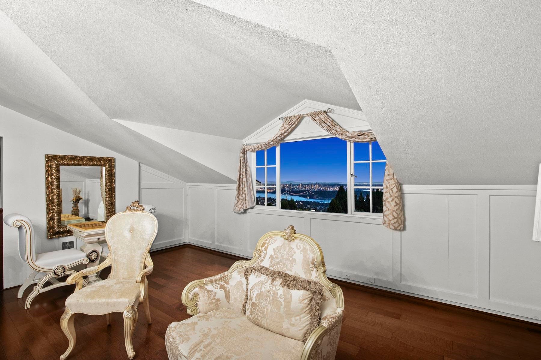 1391 Chartwell Drive, West Vancouver, BC