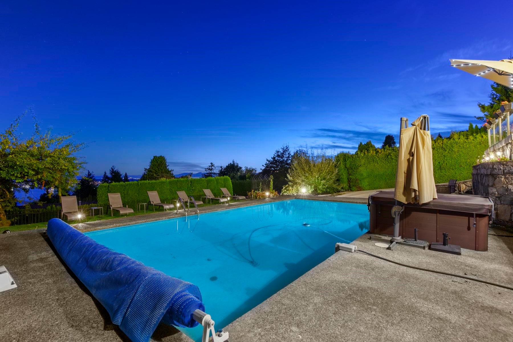 1391 Chartwell Drive, West Vancouver, BC