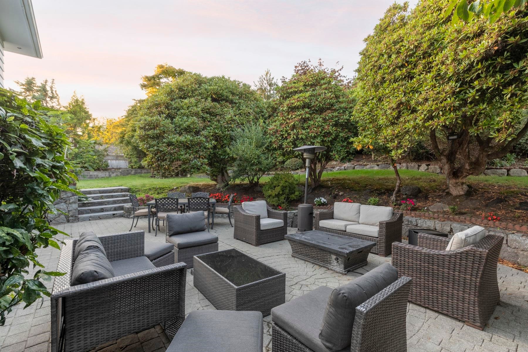 1391 Chartwell Drive, West Vancouver, BC