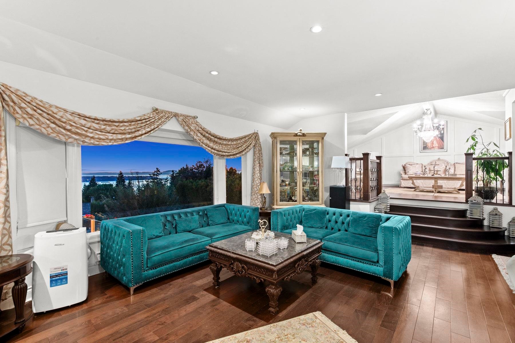 1391 Chartwell Drive, West Vancouver, BC