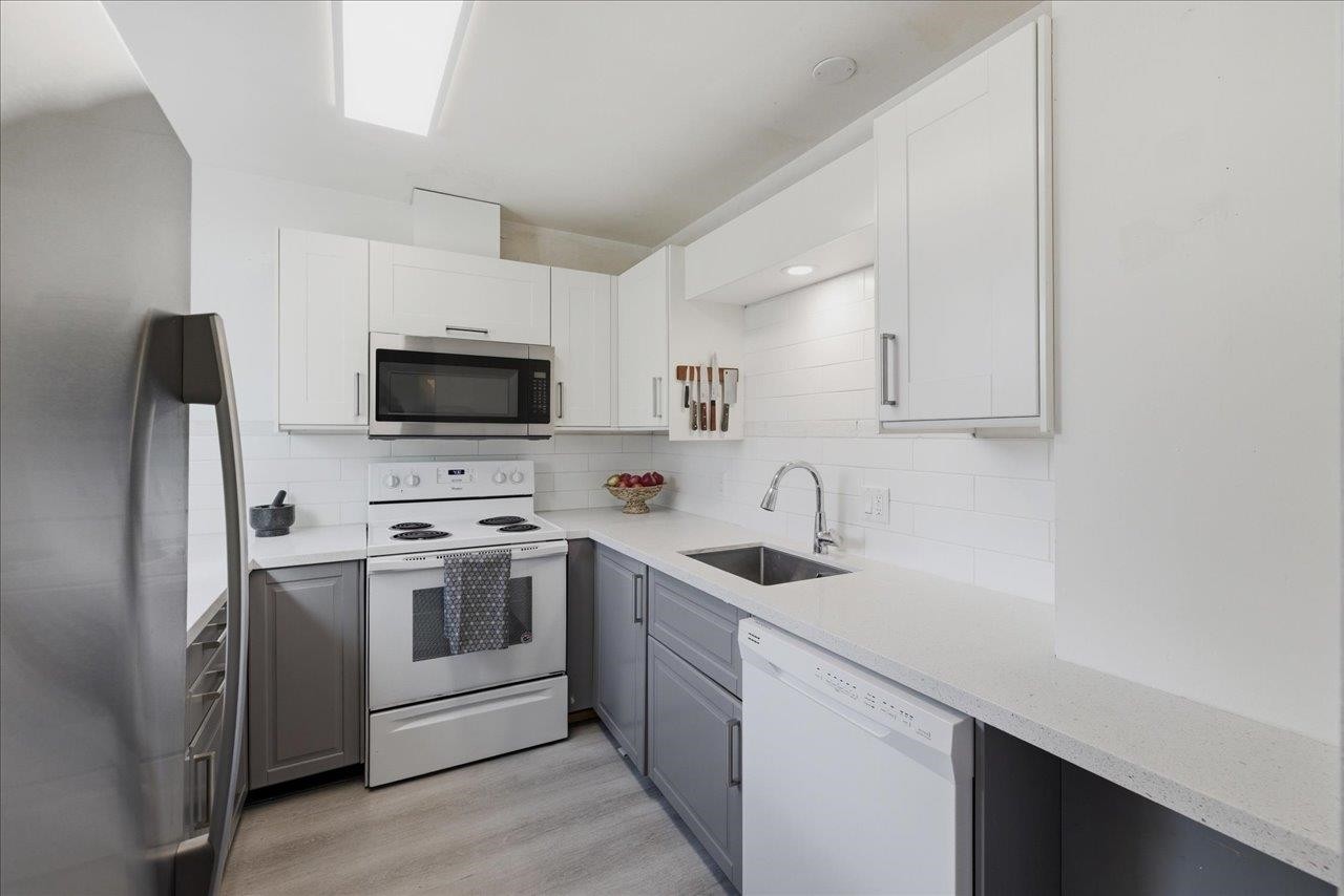 14 14Th Avenue W, Vancouver, BC