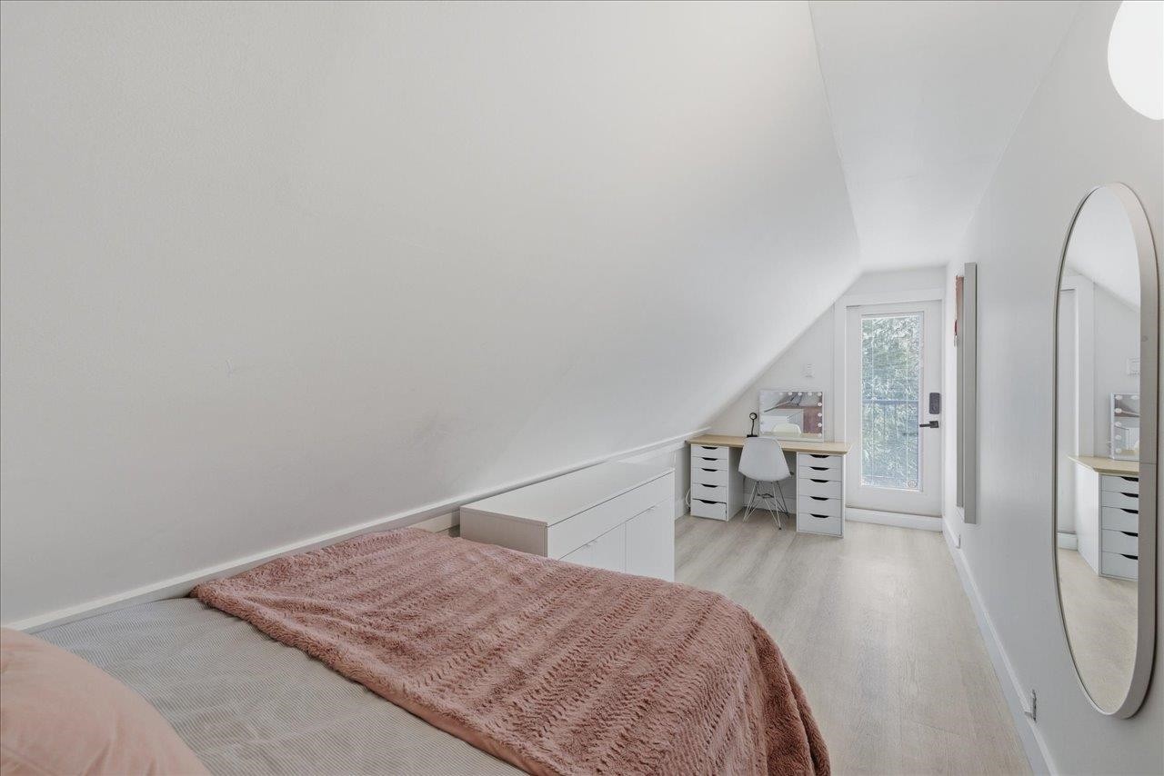 14 14Th Avenue W, Vancouver, BC