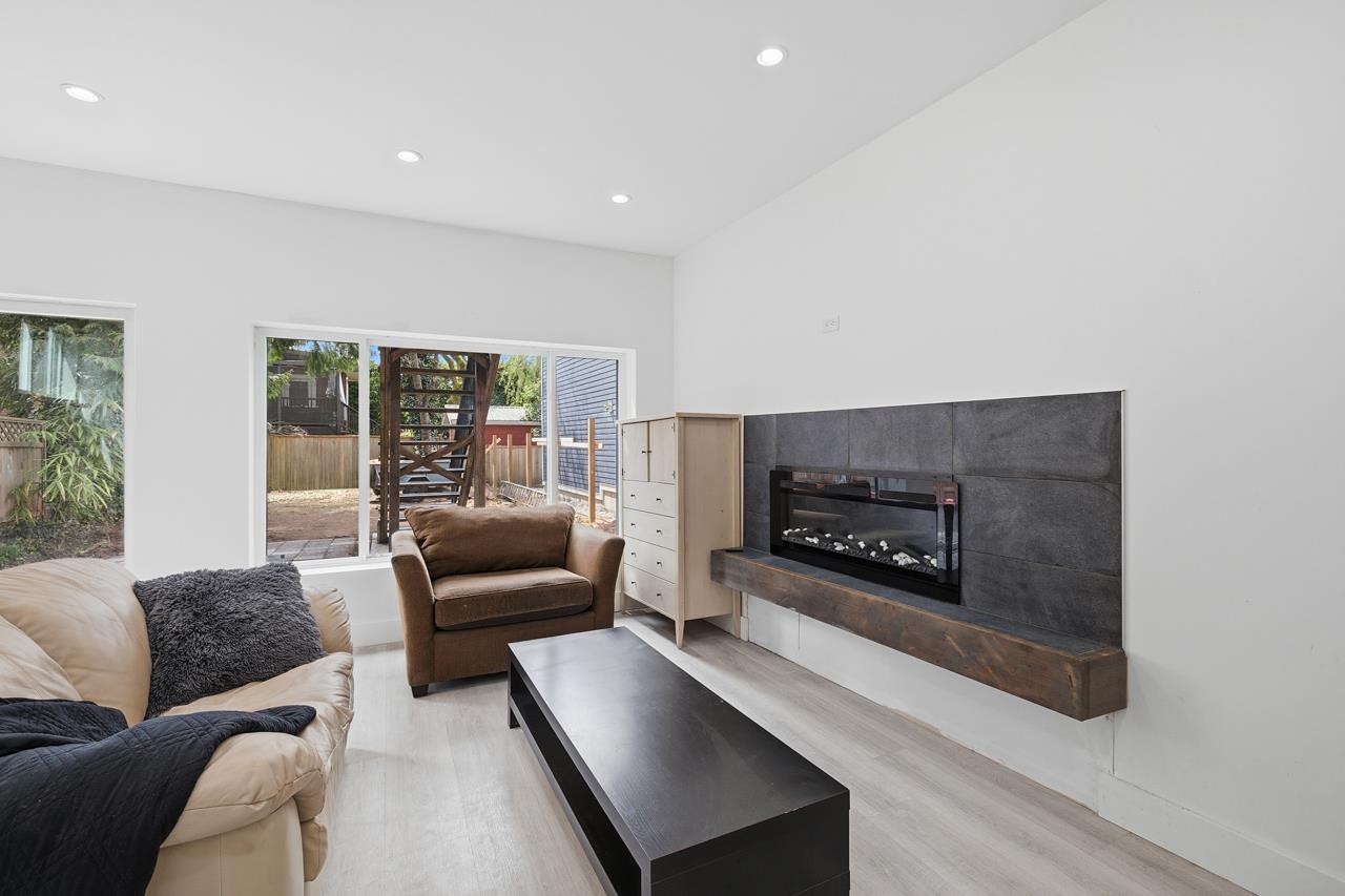 14 14Th Avenue W, Vancouver, BC