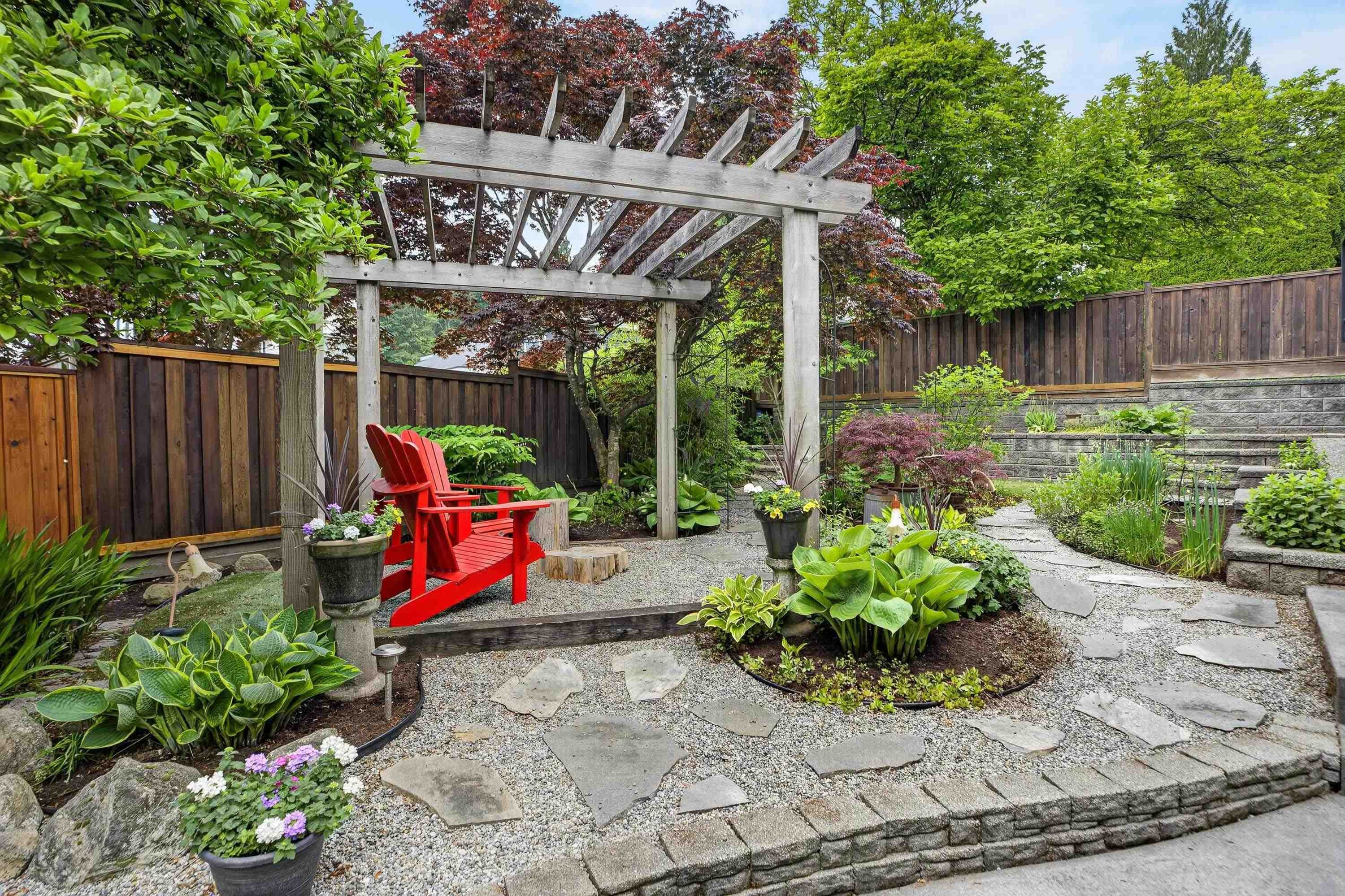 209 Ravine Drive, Port Moody, BC