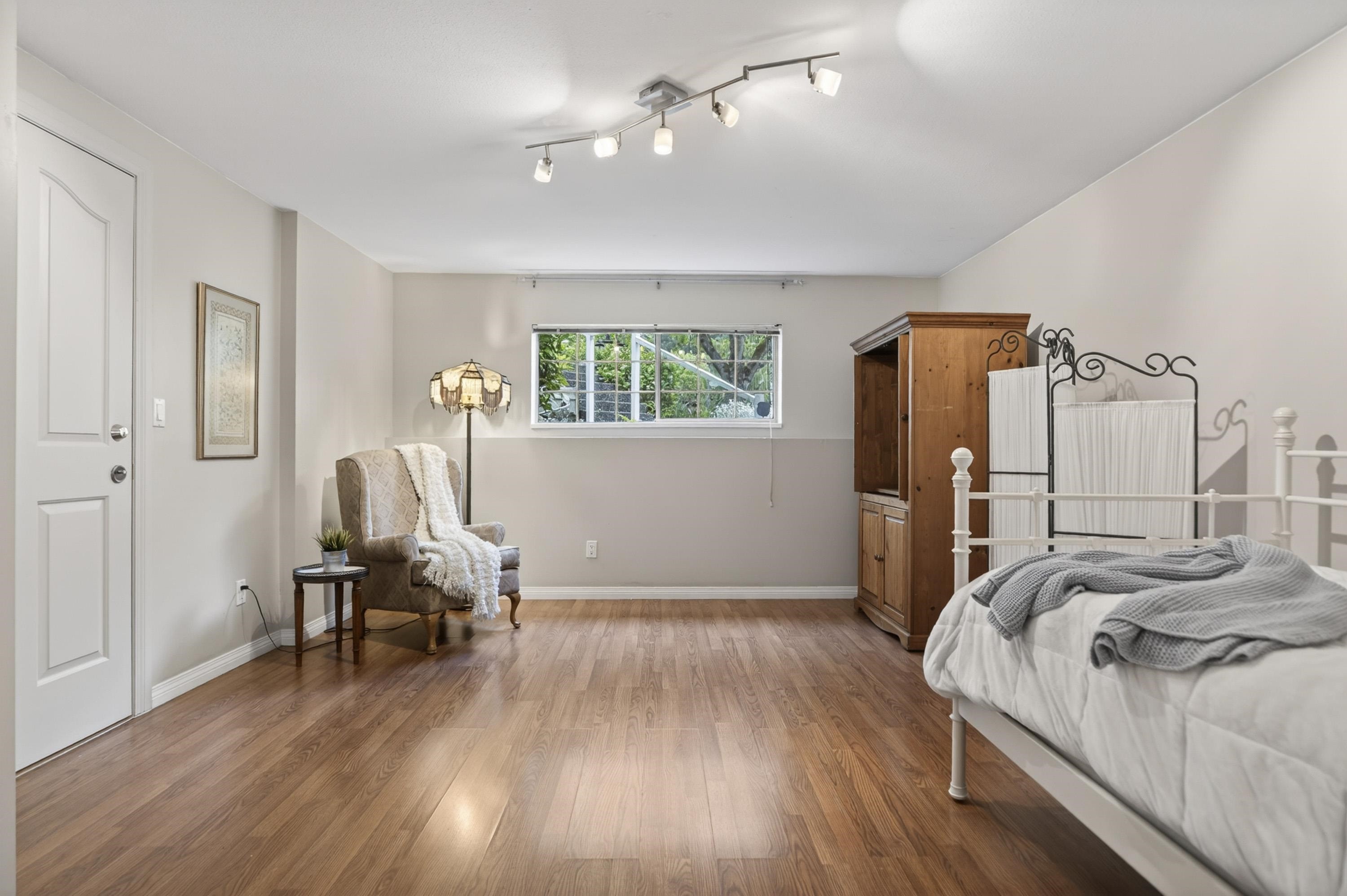 209 Ravine Drive, Port Moody, BC