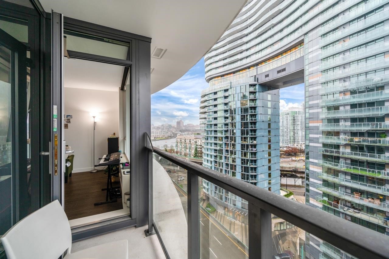 1517-68 Smithe Street, Vancouver, BC