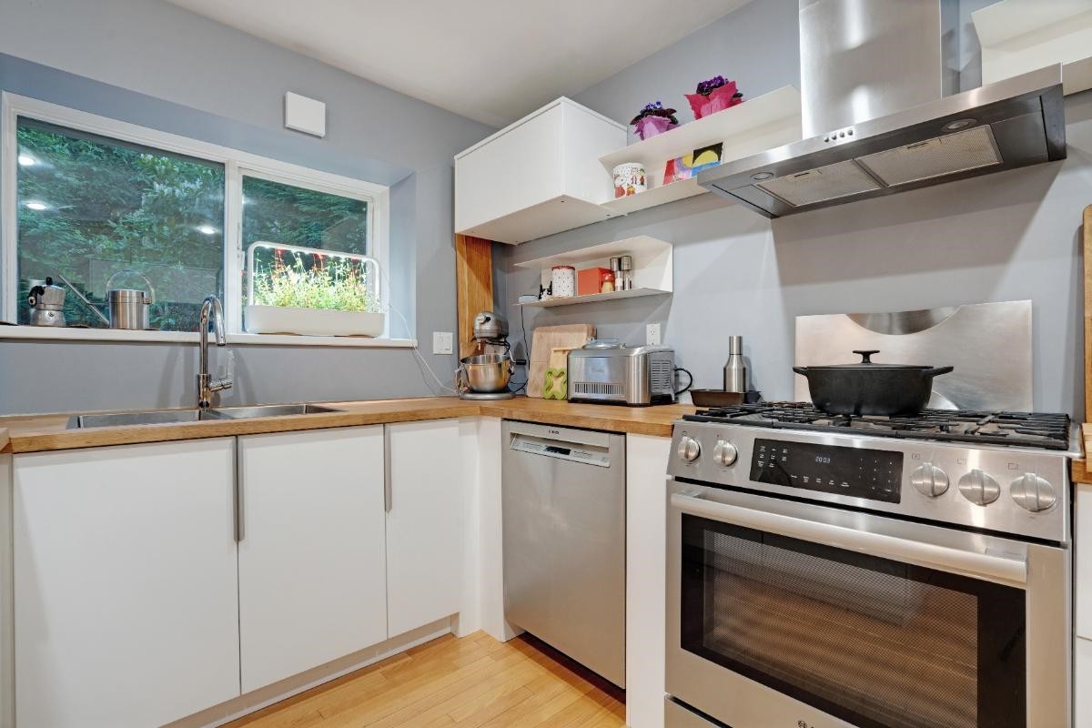4210 Nautilus Close, Vancouver, BC