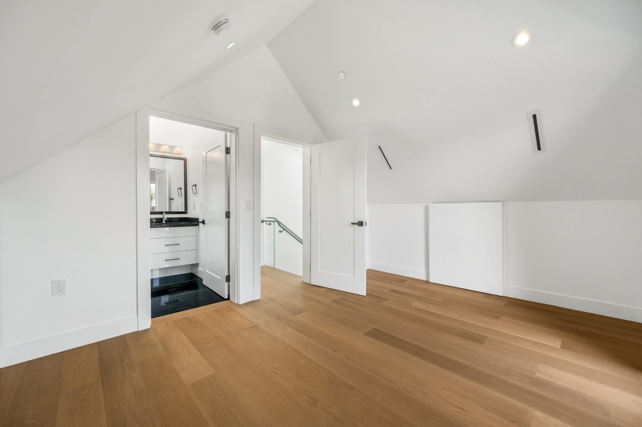 1-950 W 17Th Avenue, Vancouver, BC