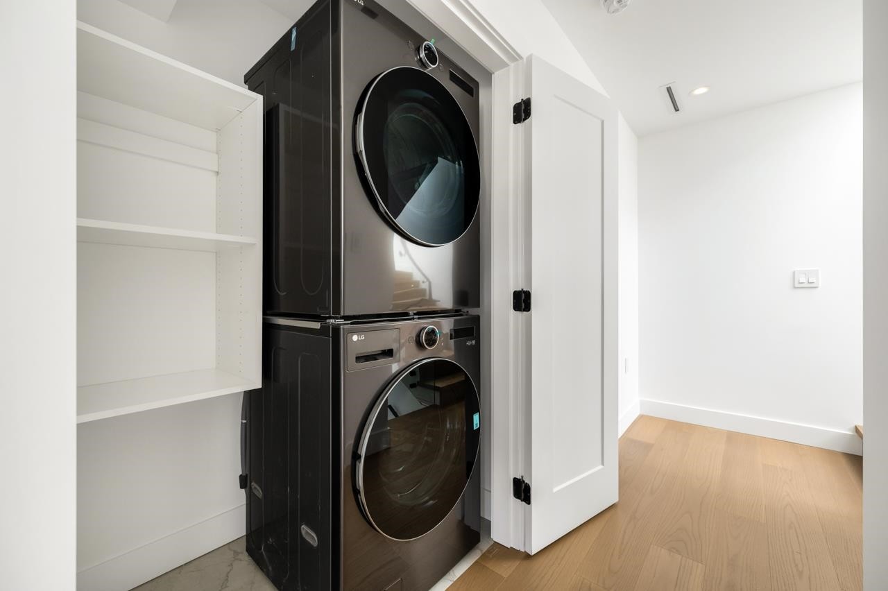1-950 W 17Th Avenue, Vancouver, BC