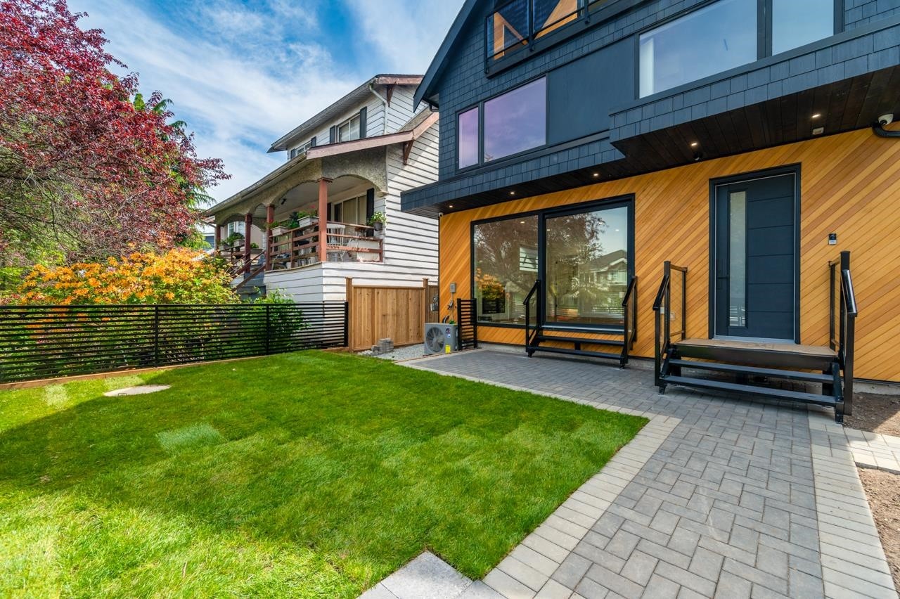 1-950 W 17Th Avenue, Vancouver, BC
