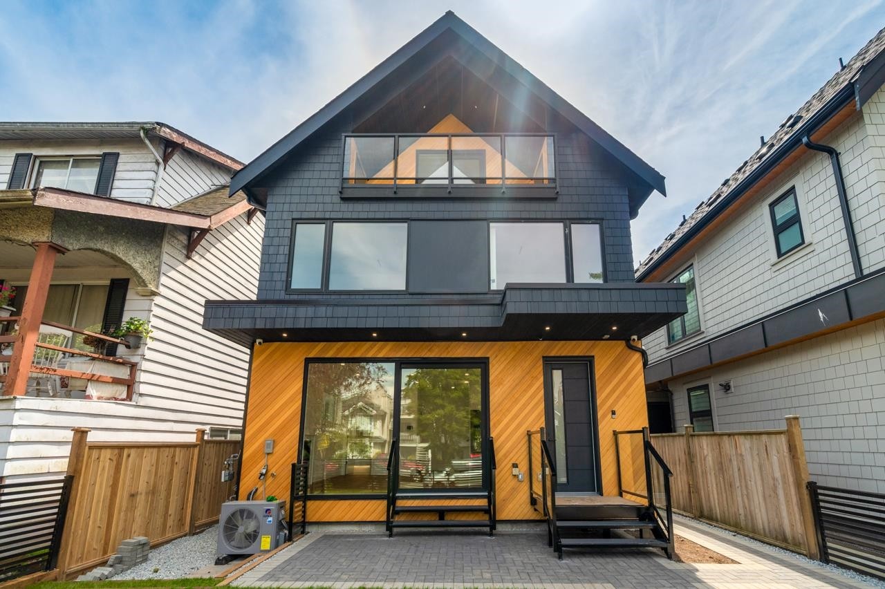 1-950 W 17Th Avenue, Vancouver, BC