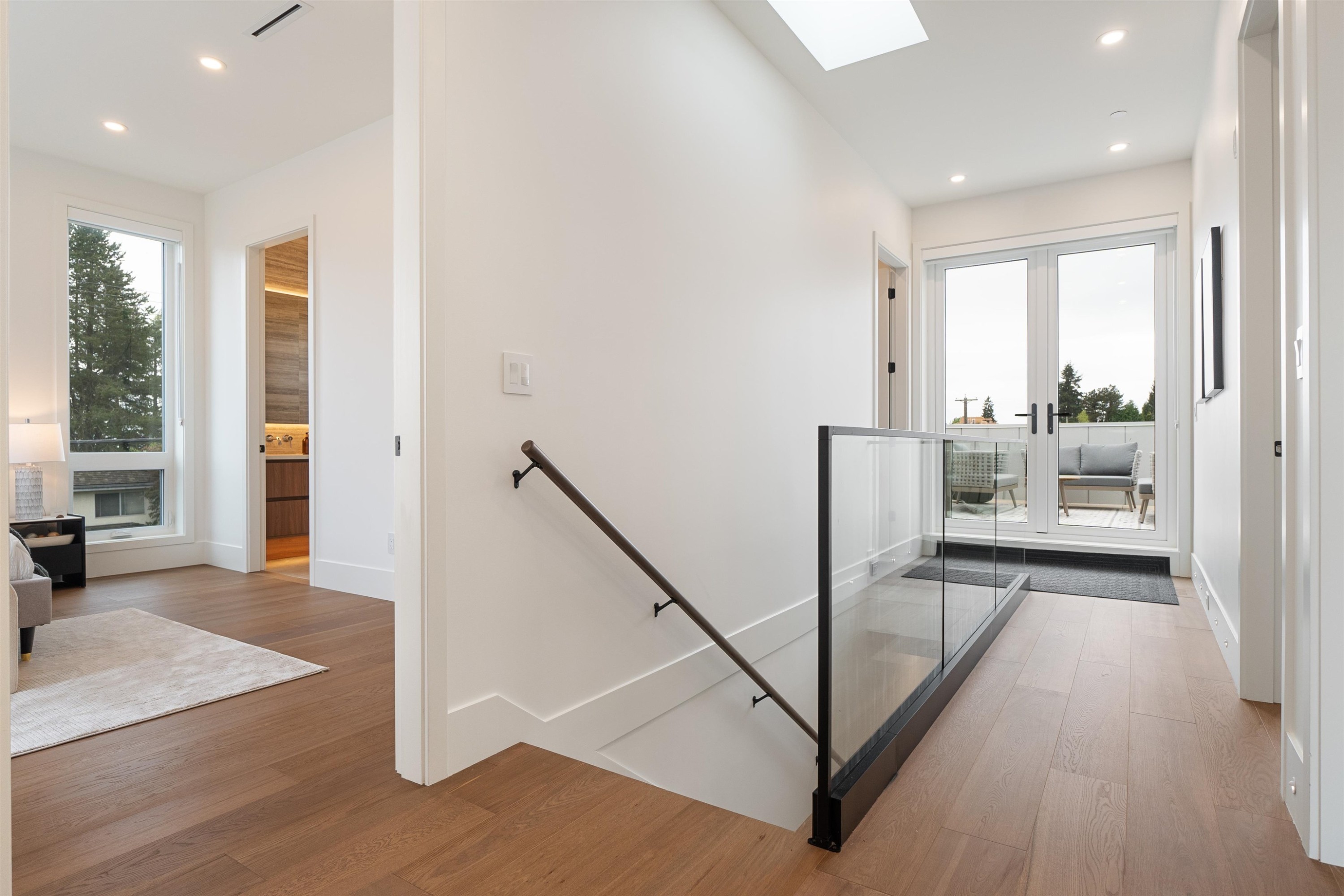 948 57Th Avenue W, Vancouver, BC