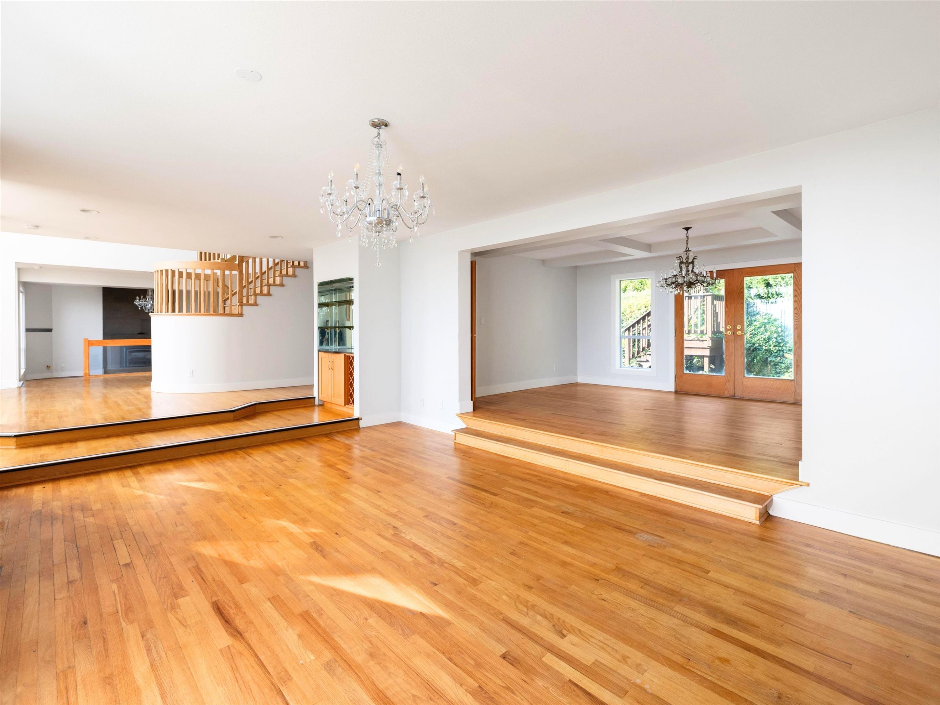 1565 Vinson Creek Road, West Vancouver, BC - Indoor