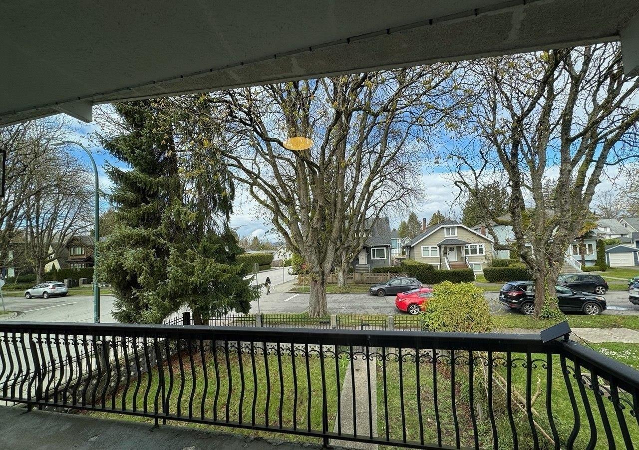 2790 12Th Avenue W, Vancouver, BC