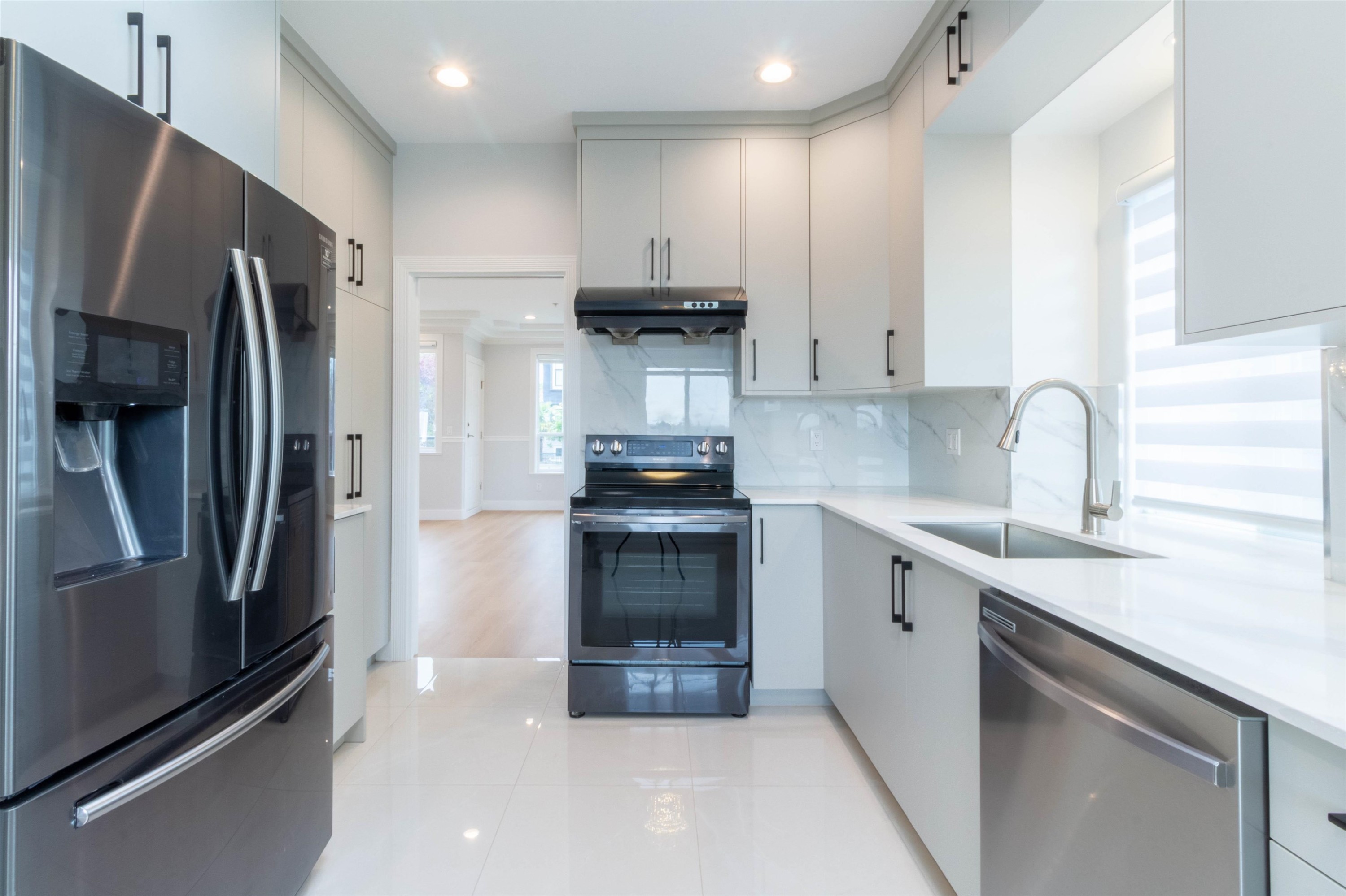 392 63Rd Avenue E, Vancouver, BC