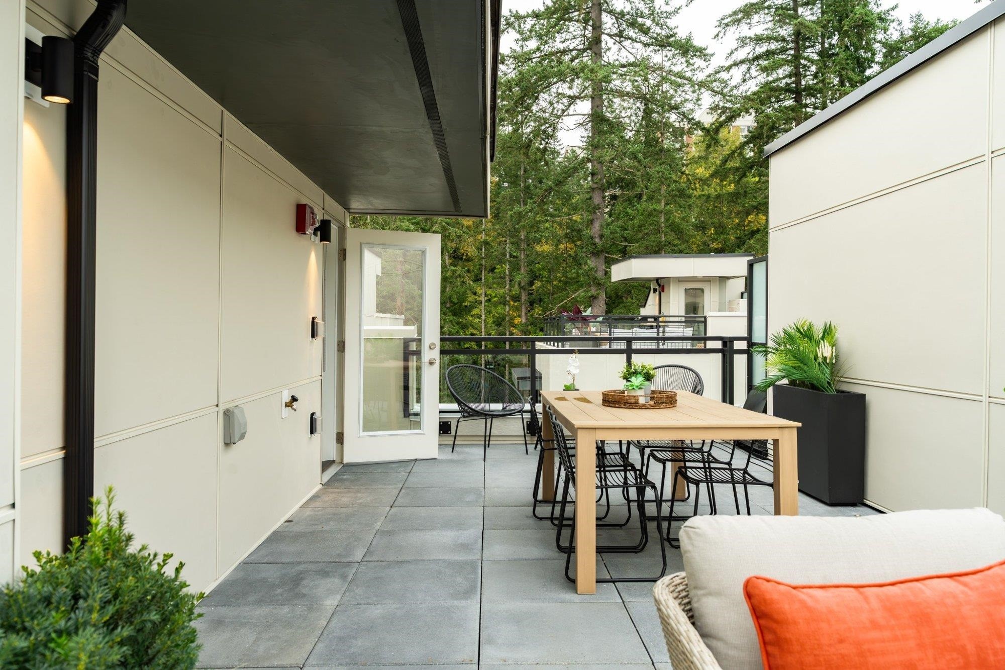 110-2050 Glenaire Drive, North Vancouver, BC