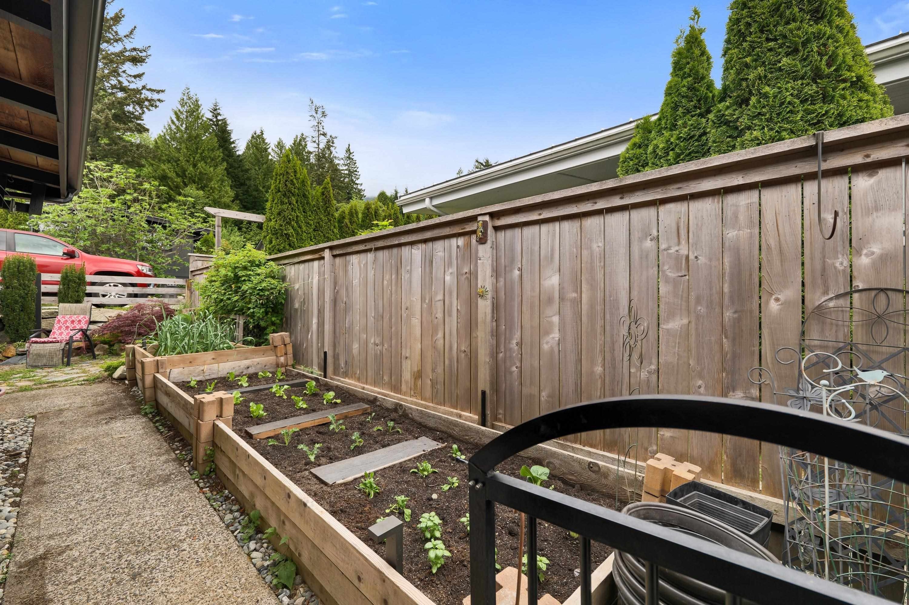 624 Lower Crescent, Britannia Beach, BC