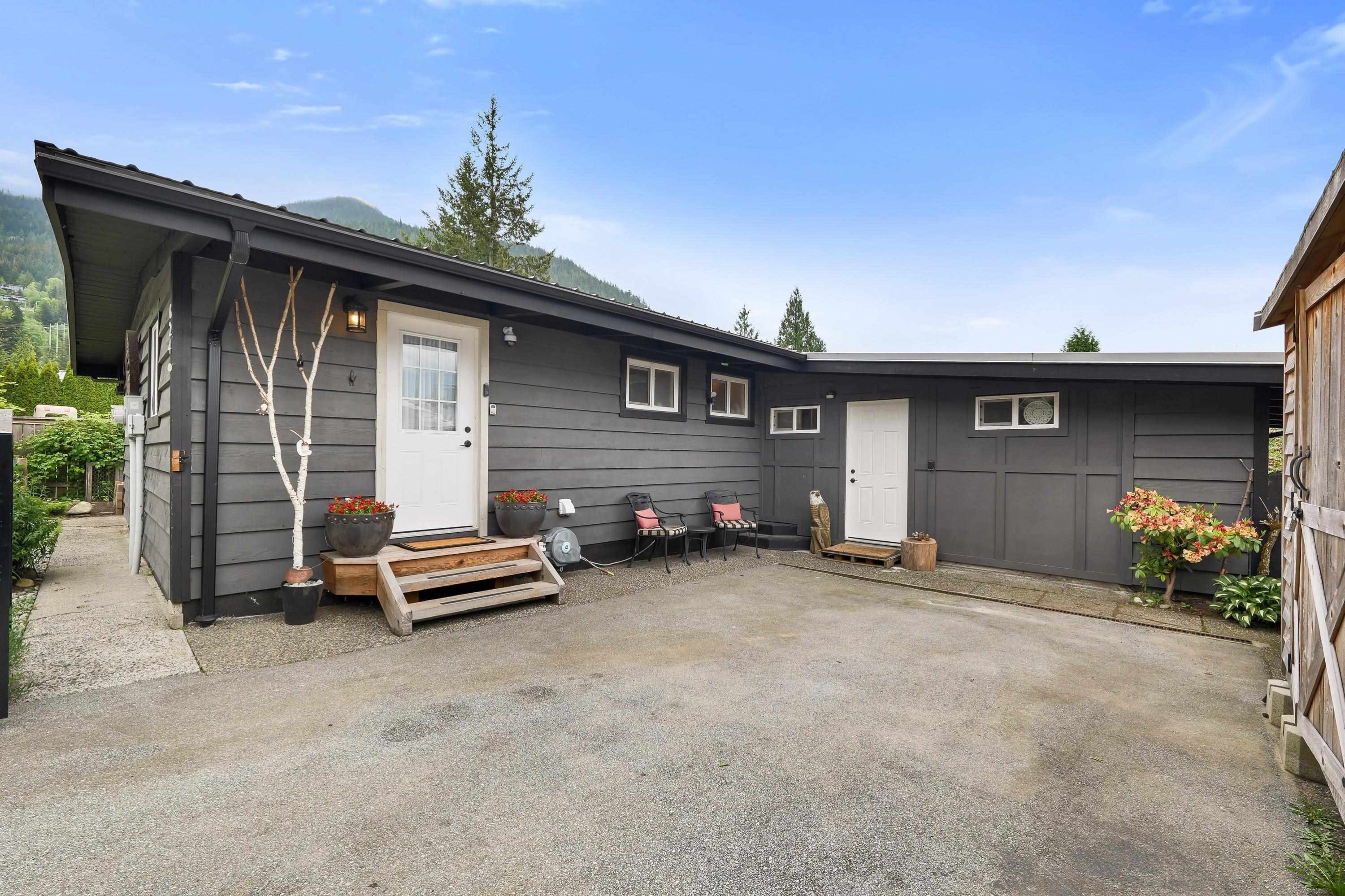 624 Lower Crescent, Britannia Beach, BC