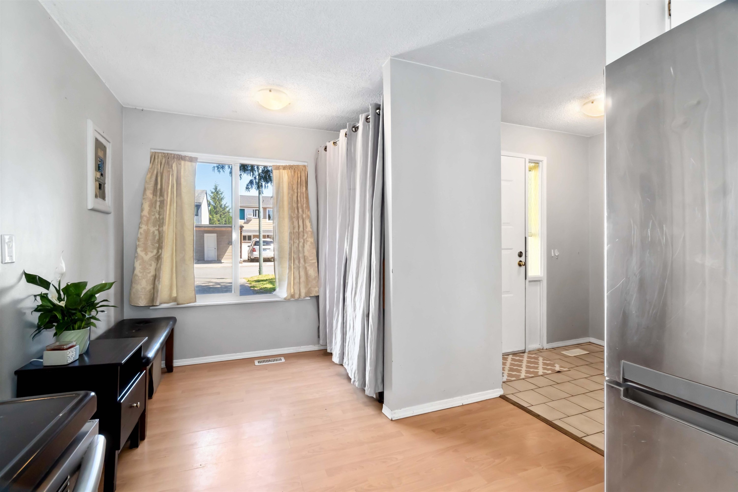 881 Pinebrook Place, Coquitlam, BC