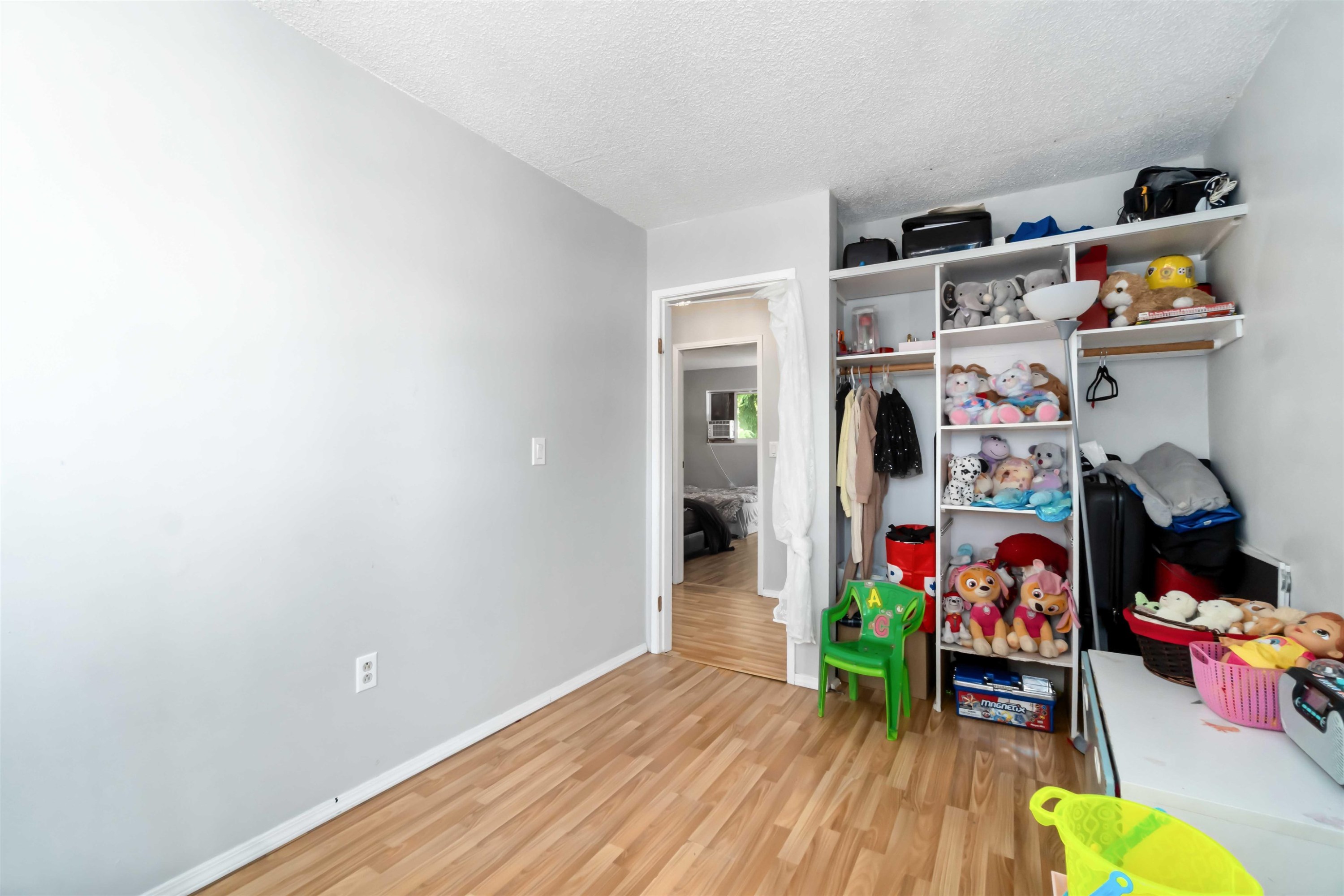 881 Pinebrook Place, Coquitlam, BC