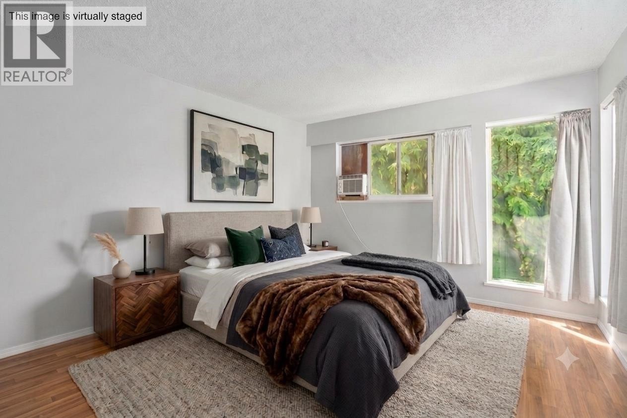 881 Pinebrook Place, Coquitlam, BC