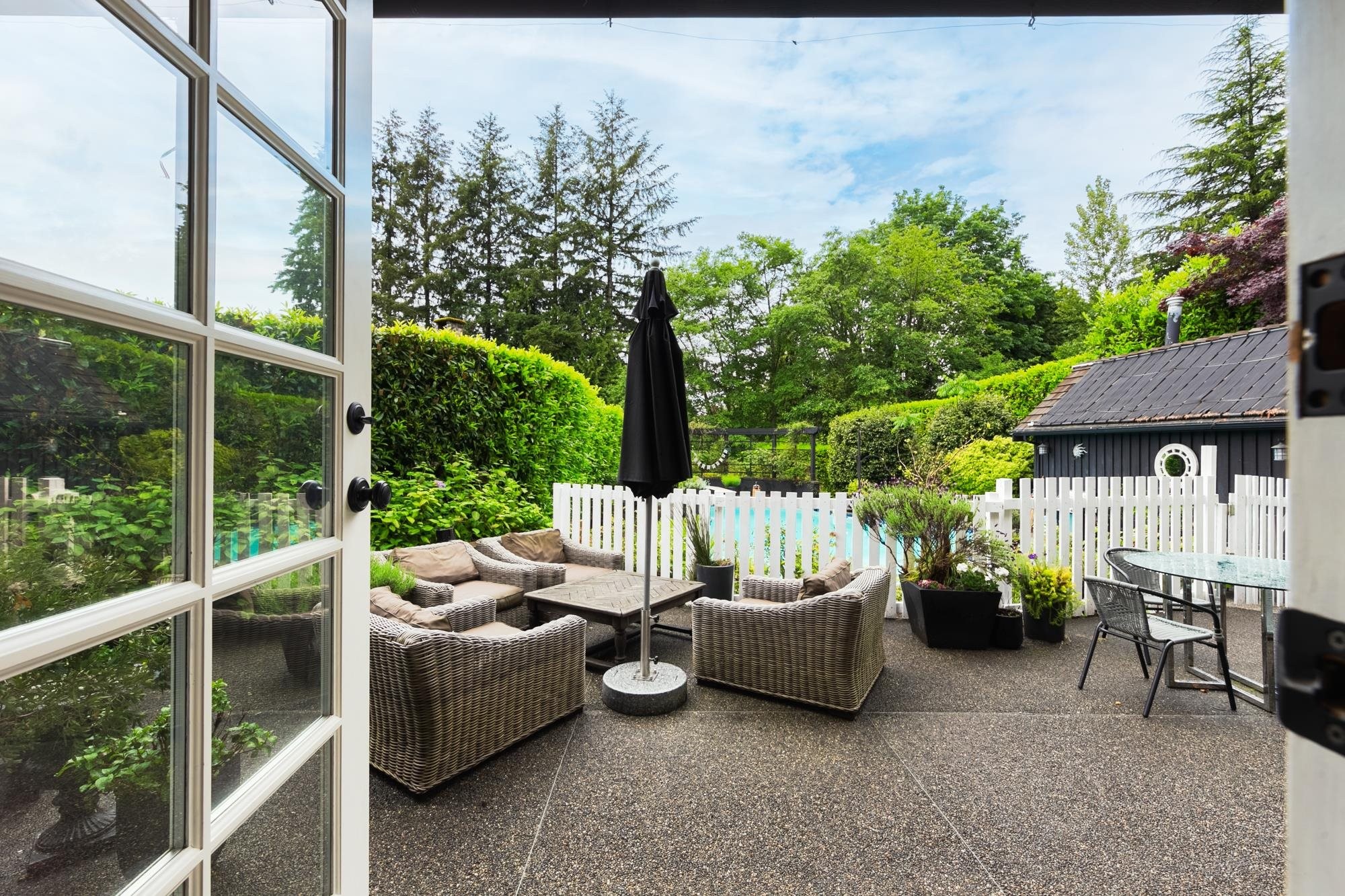 1850 Mathers Avenue, West Vancouver, BC