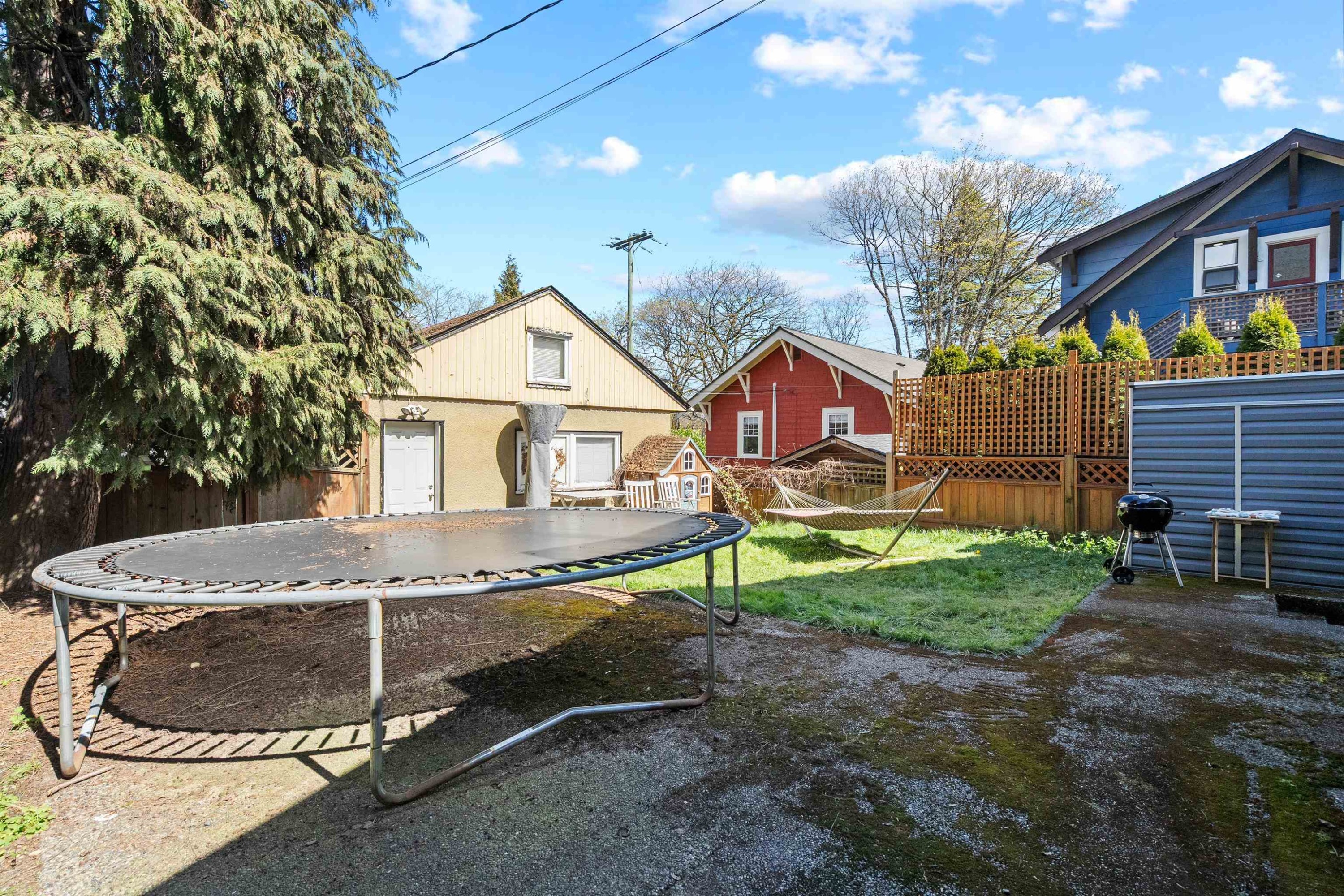 905 23Rd Avenue W, Vancouver, BC