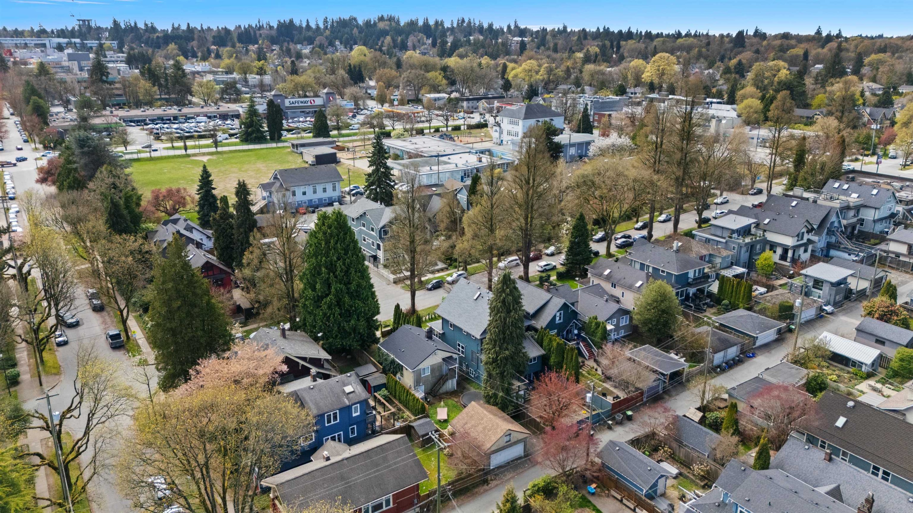 905 23Rd Avenue W, Vancouver, BC
