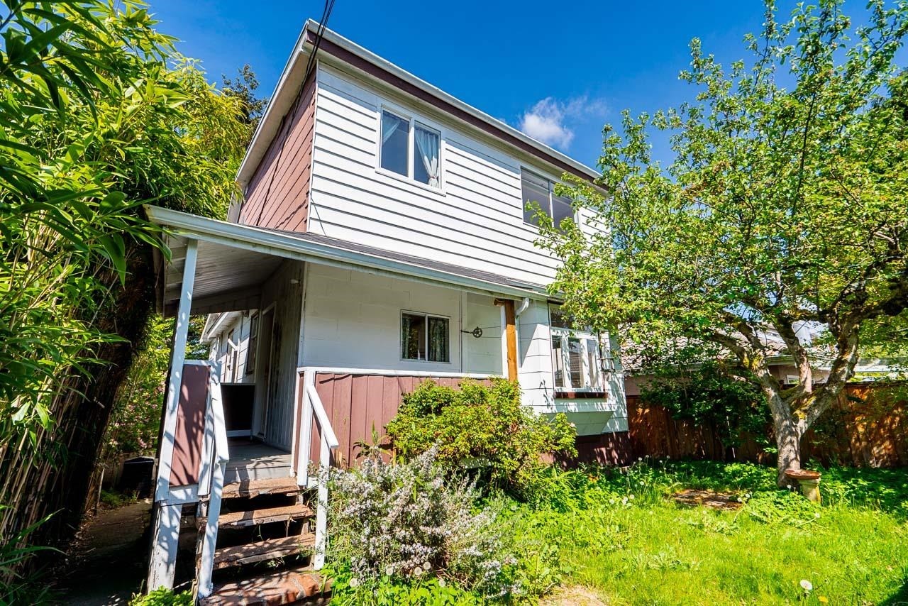 2720 24Th Avenue W, Vancouver, BC