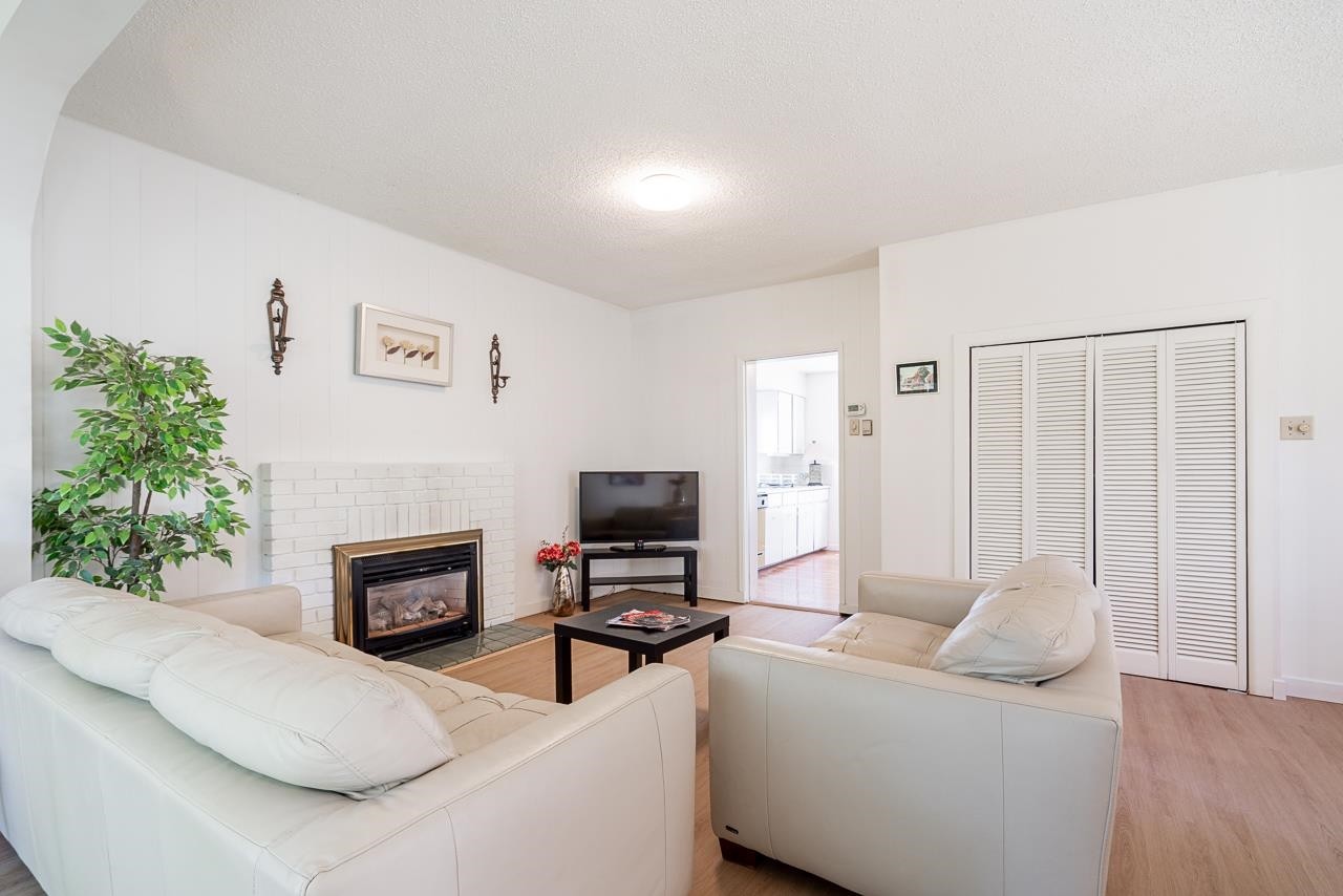2720 24Th Avenue W, Vancouver, BC