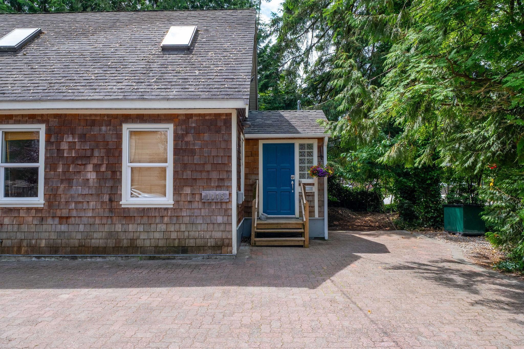 1075 Gladwin Drive, North Vancouver, BC