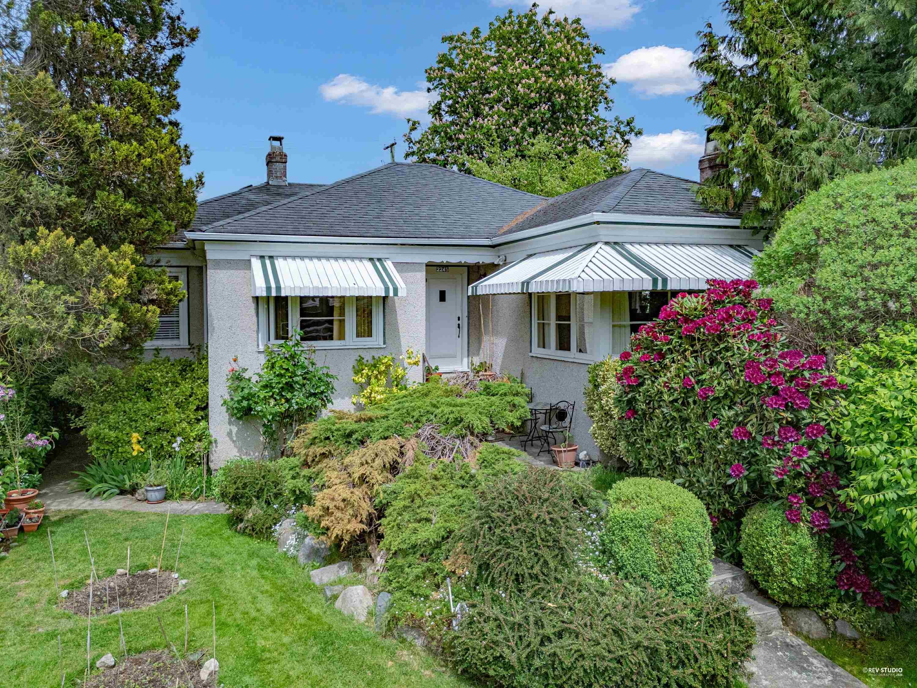 2245 22Nd Avenue W, Vancouver, BC
