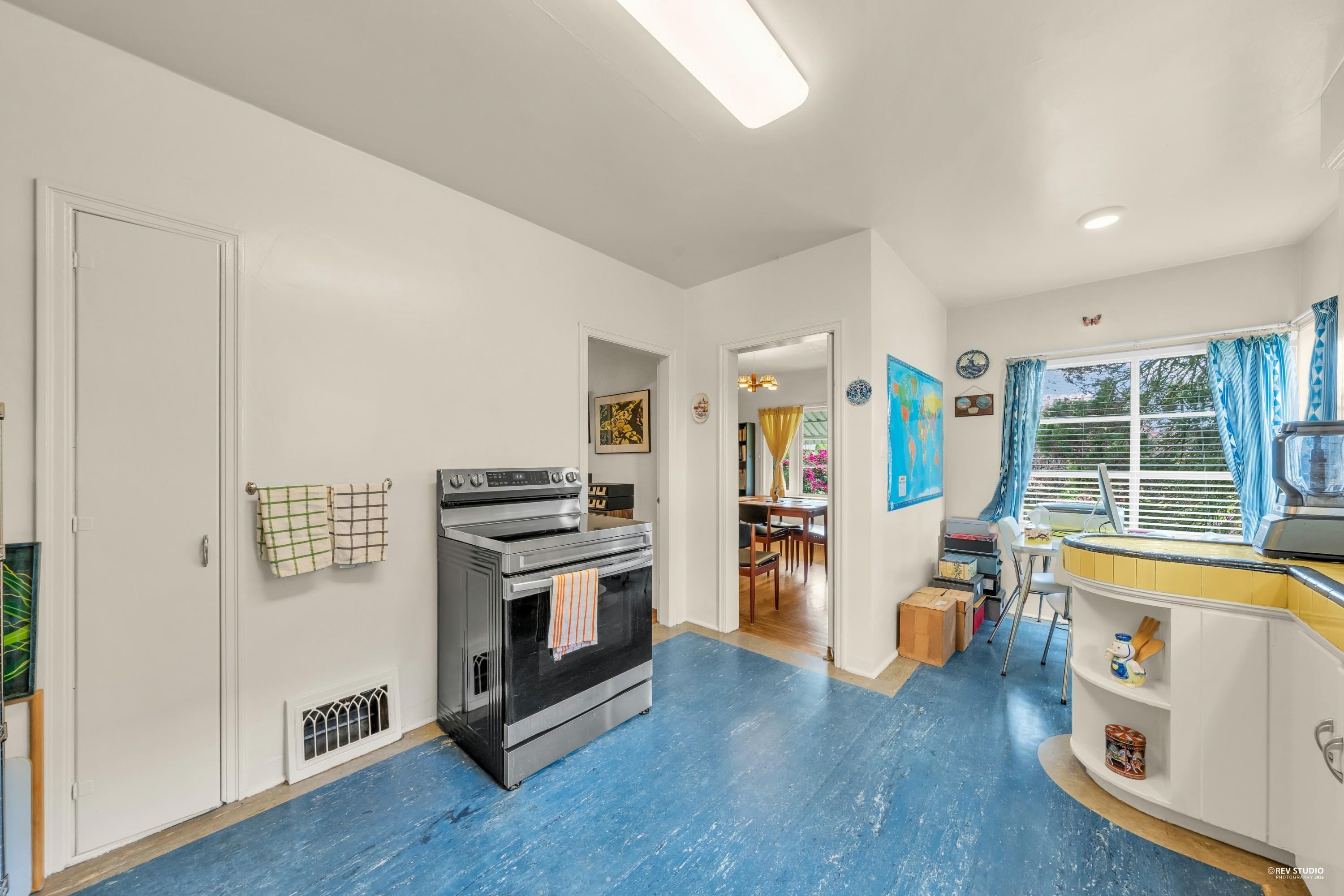 2245 22Nd Avenue W, Vancouver, BC