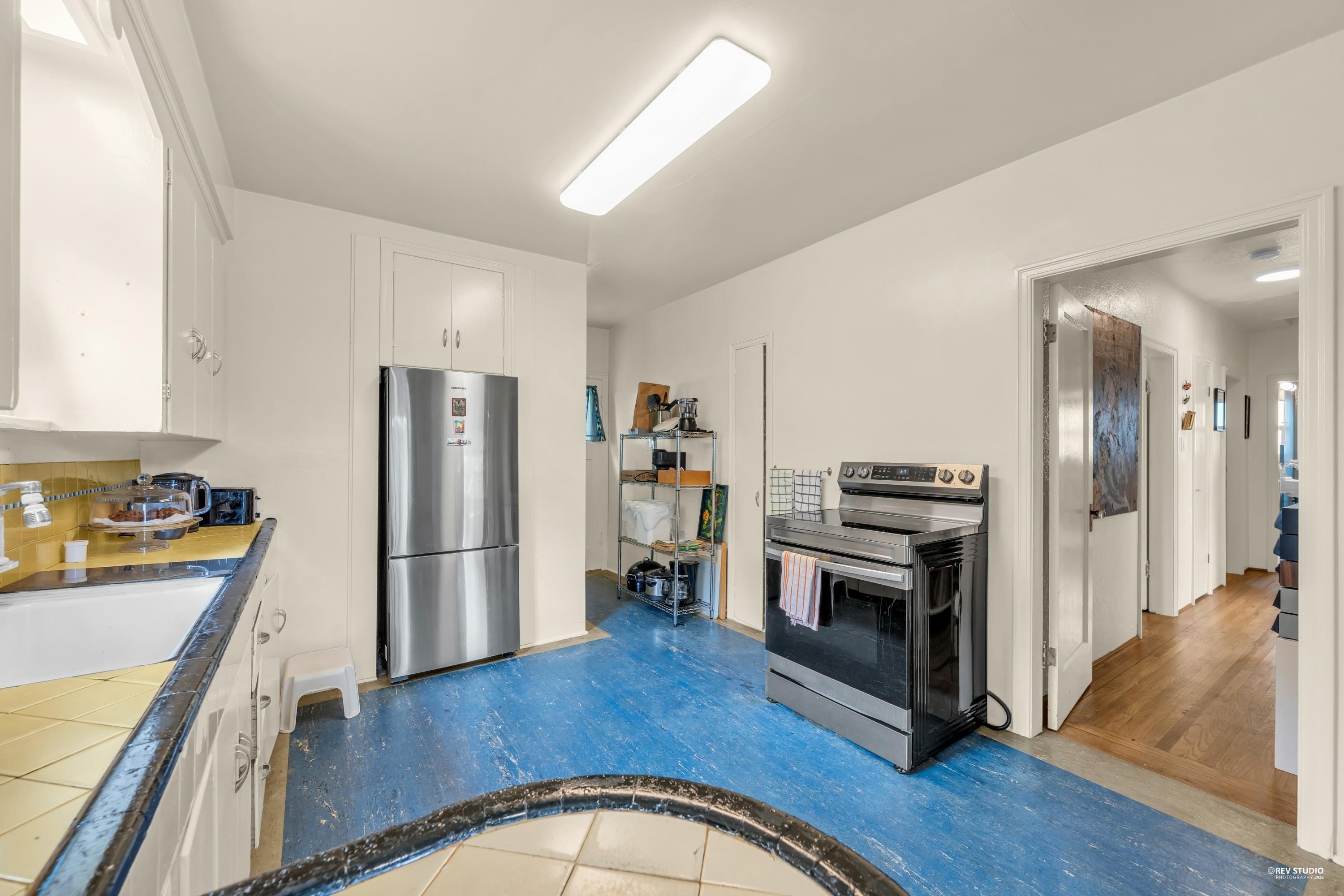 2245 22Nd Avenue W, Vancouver, BC