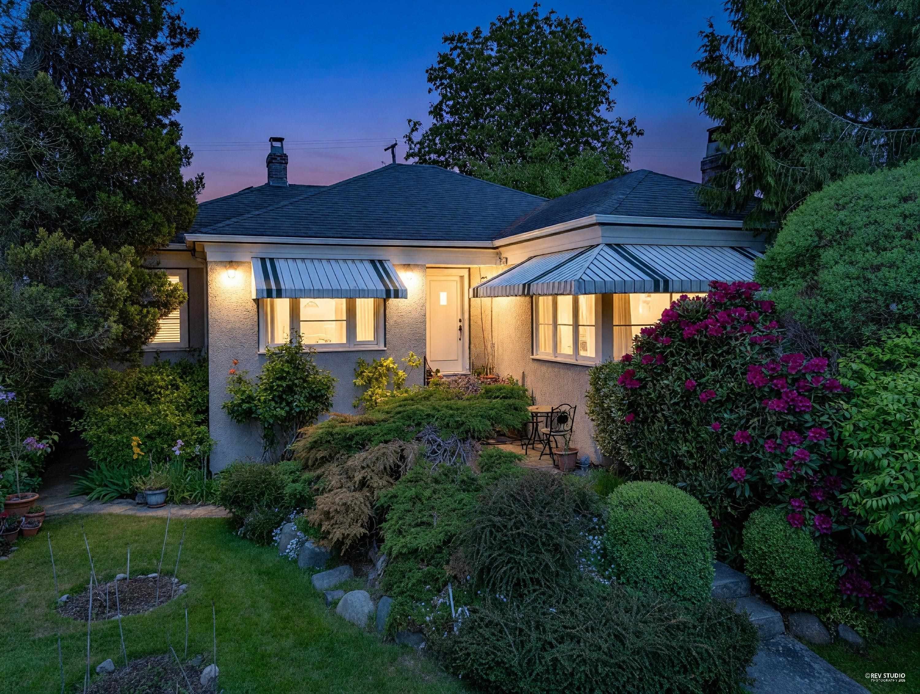 2245 22Nd Avenue W, Vancouver, BC