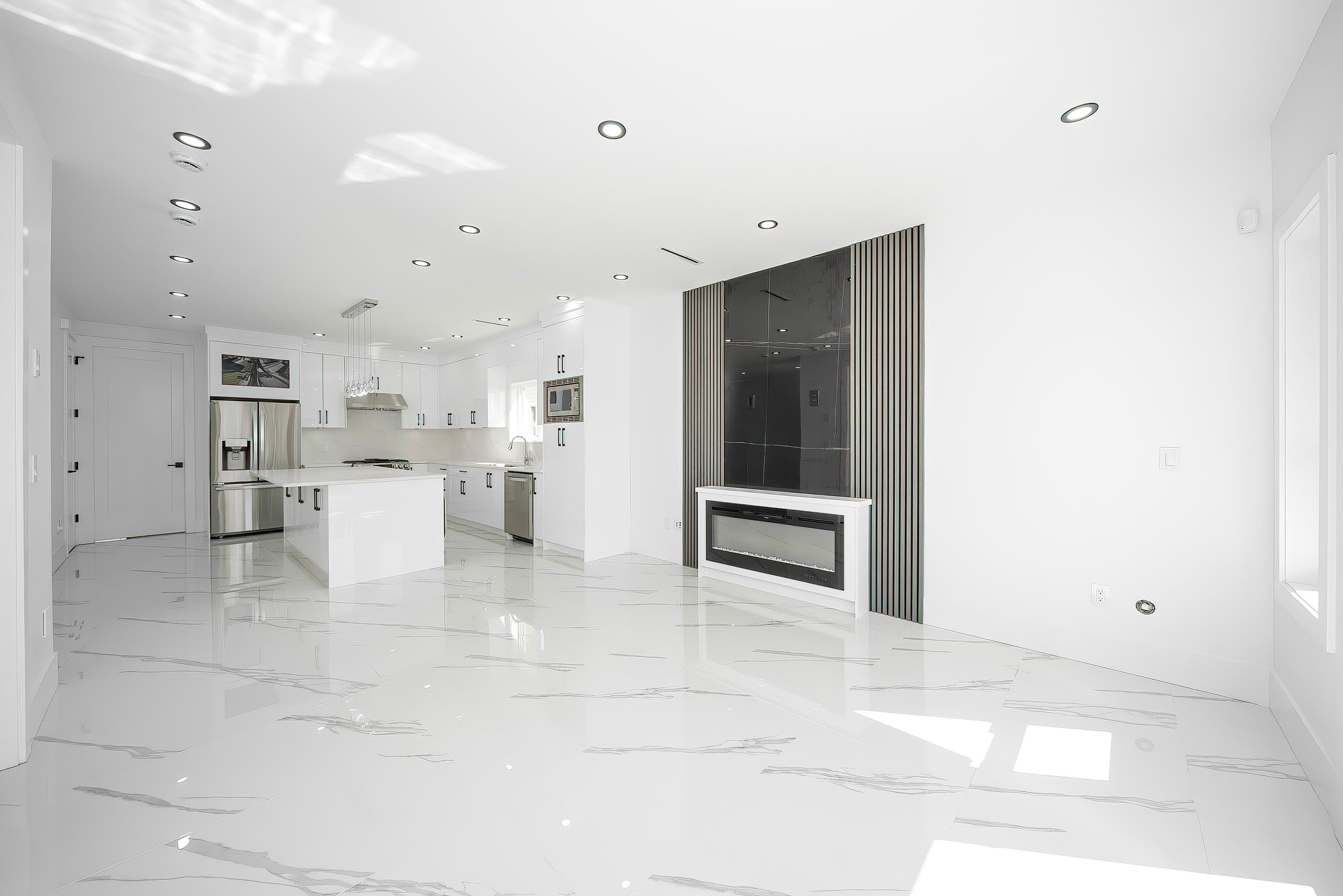 8012-11Th Ave, Burnaby, BC