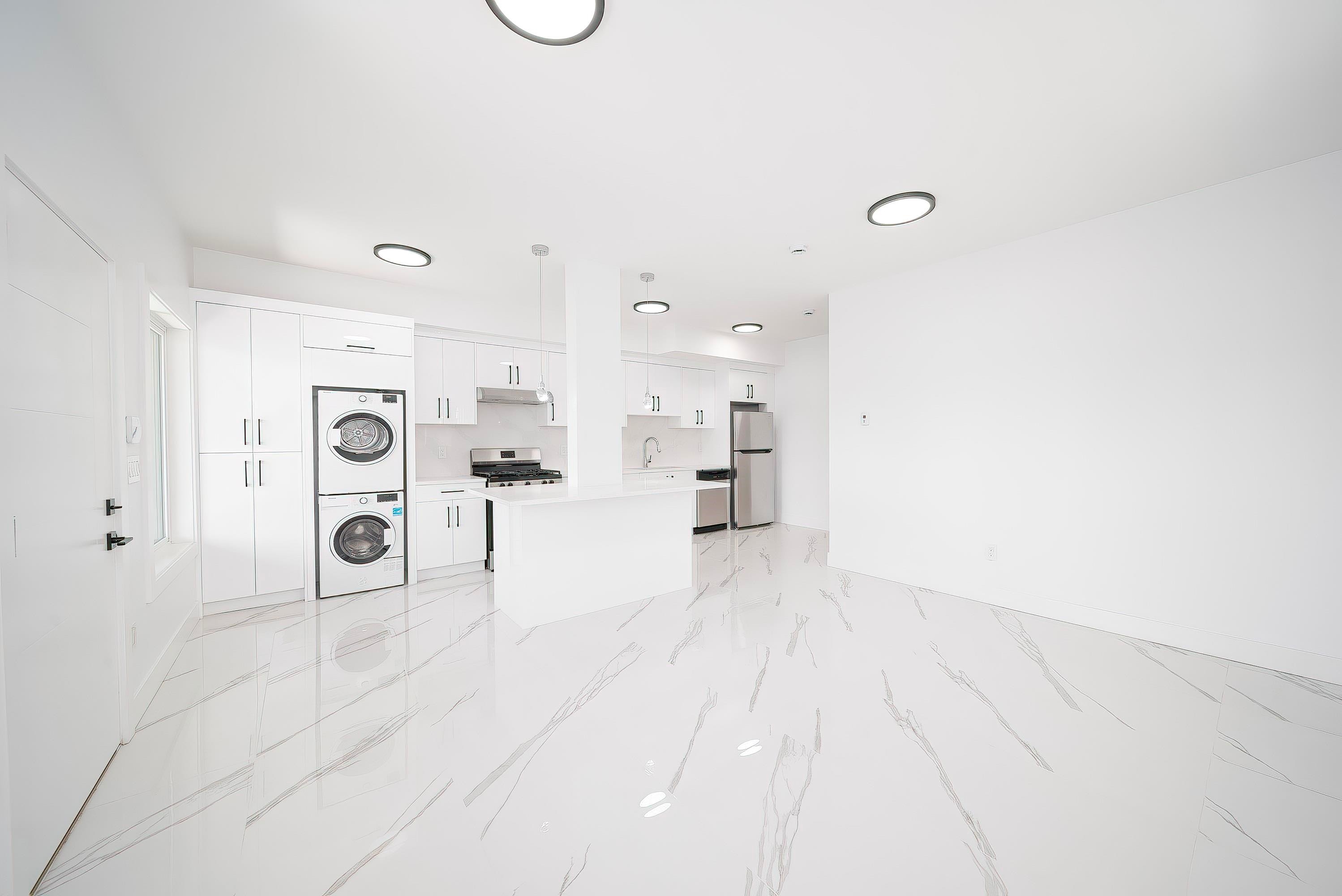 8012-11Th Ave, Burnaby, BC