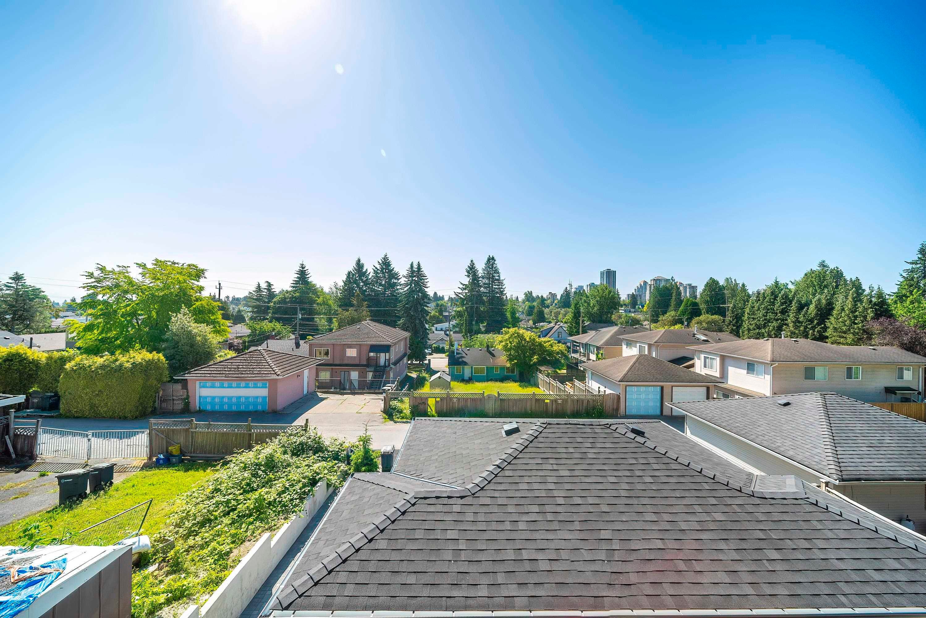 8012-11Th Ave, Burnaby, BC