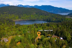 LOT B Hiker's Trail Bowen Island, BC V0N 1G2