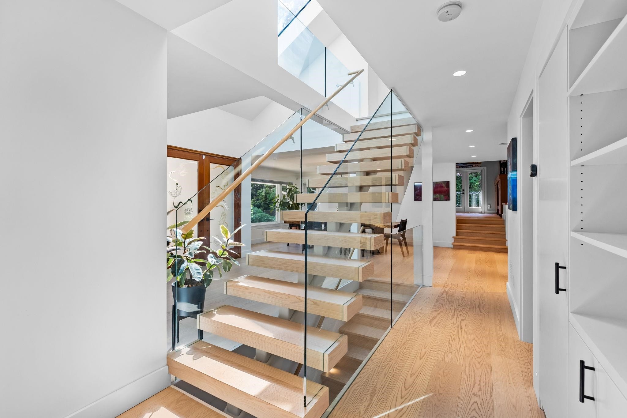 537 Eastcot Road, West Vancouver, BC