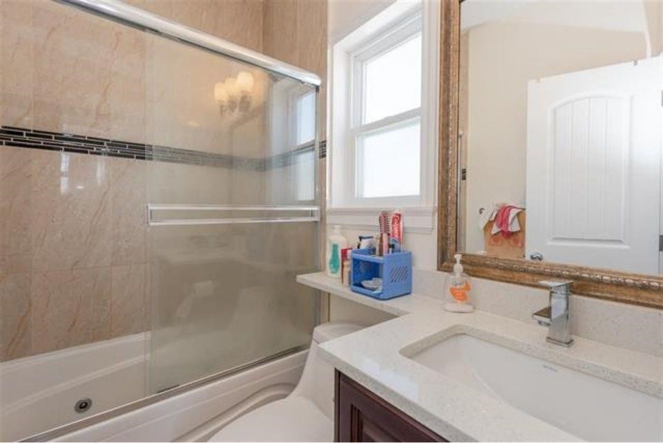 2208 41St Avenue E, Vancouver, BC
