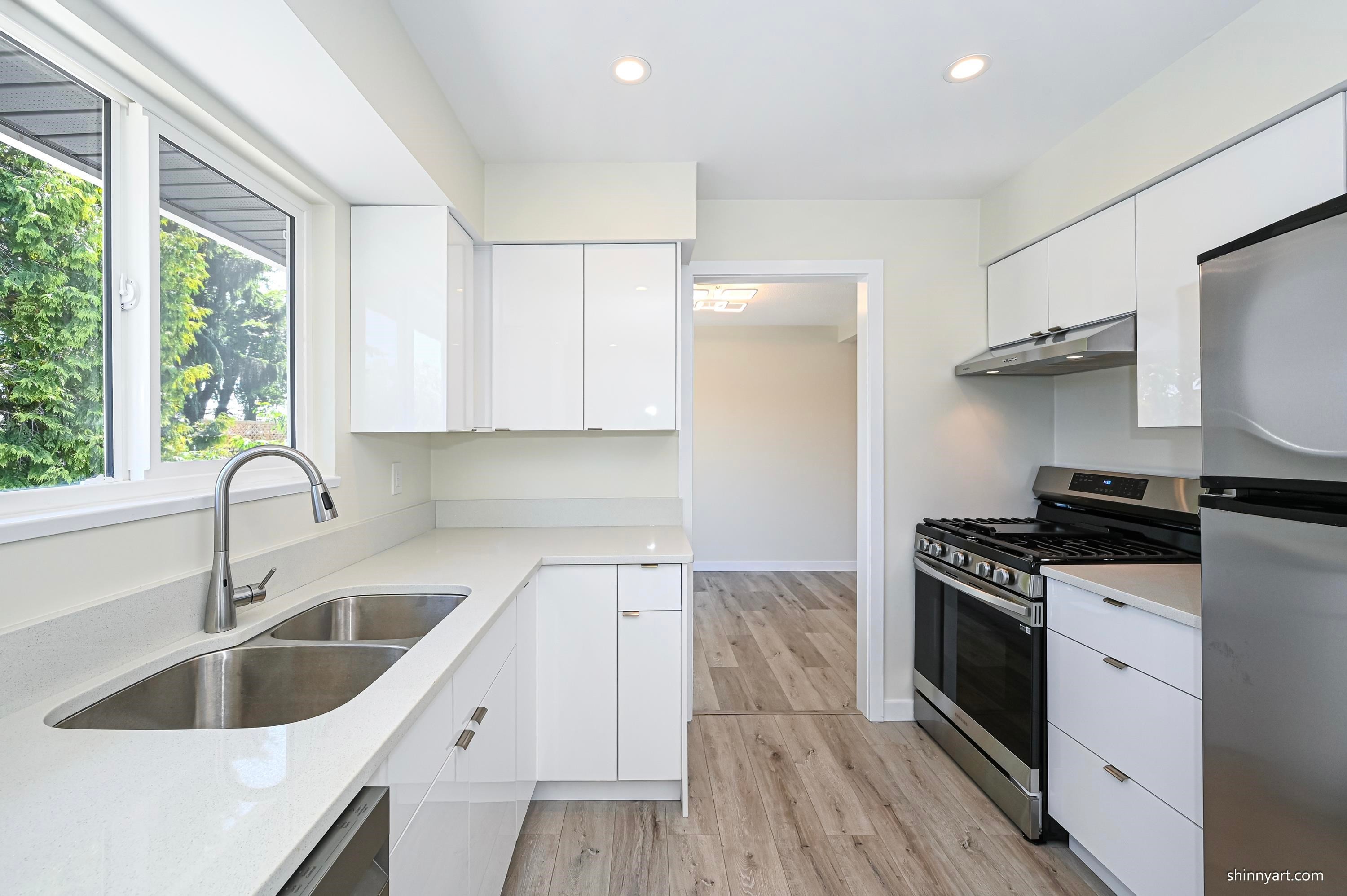 5546 Maple Crescent, Delta, BC