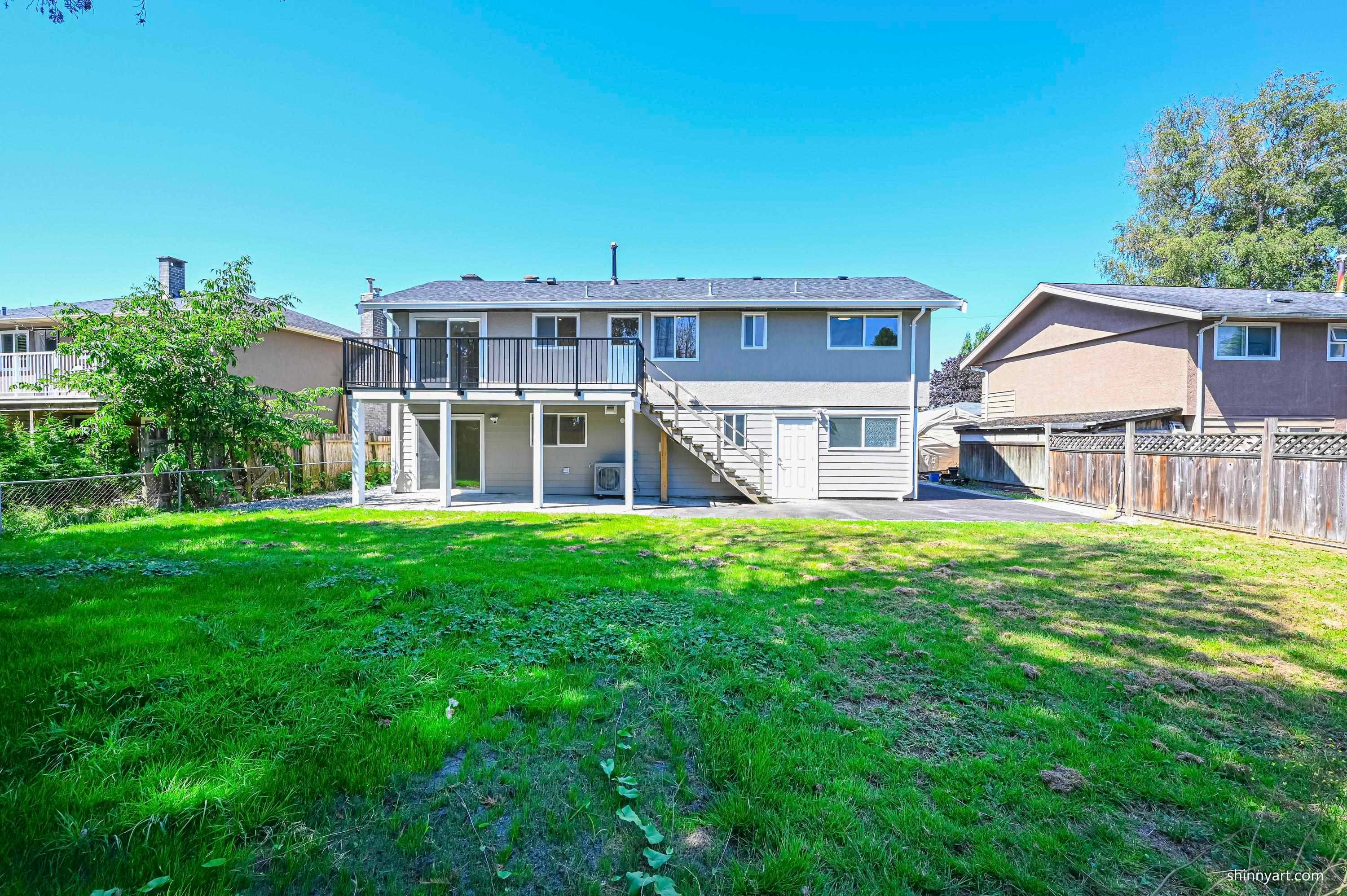 5546 Maple Crescent, Delta, BC