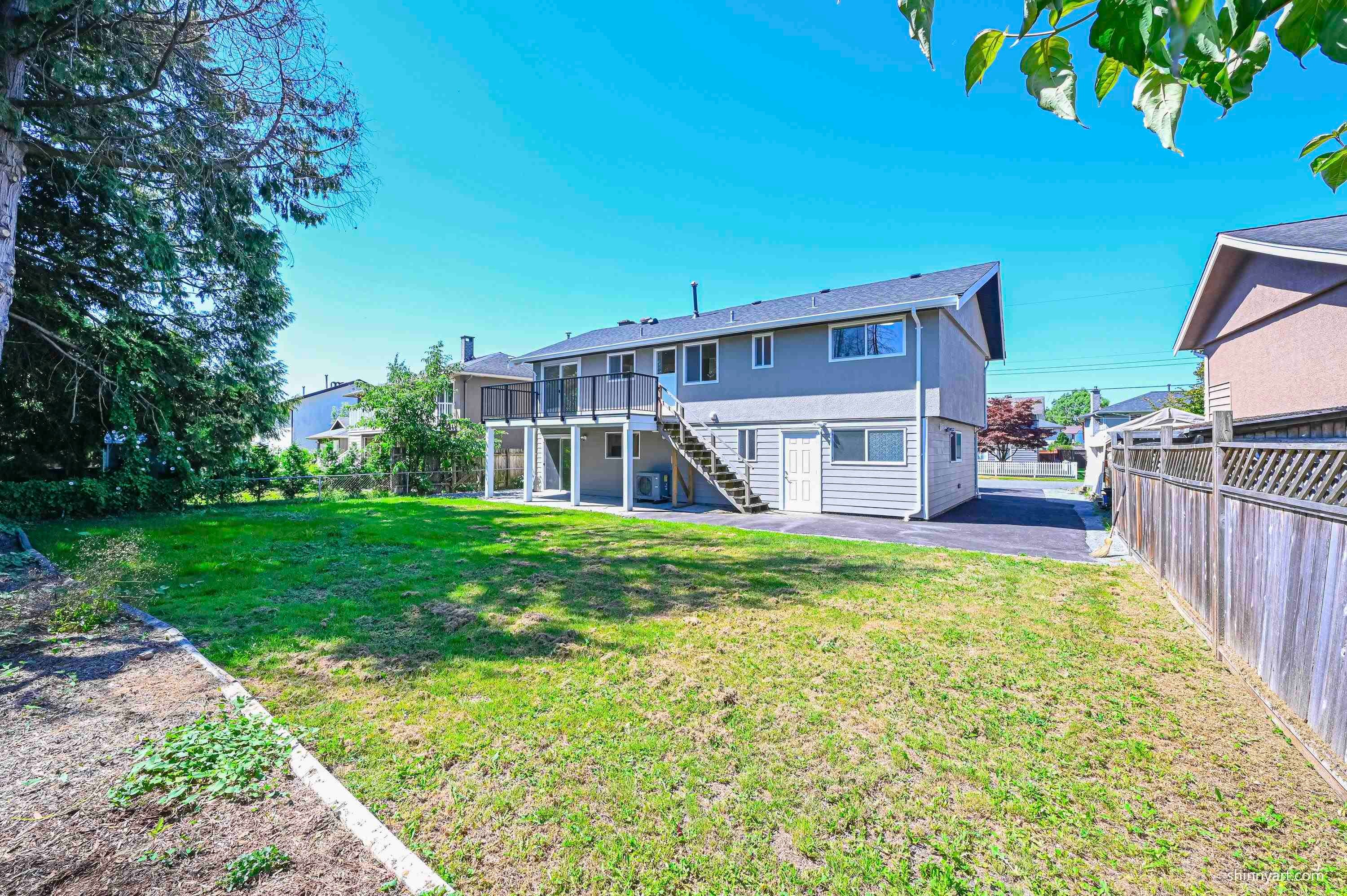 5546 Maple Crescent, Delta, BC