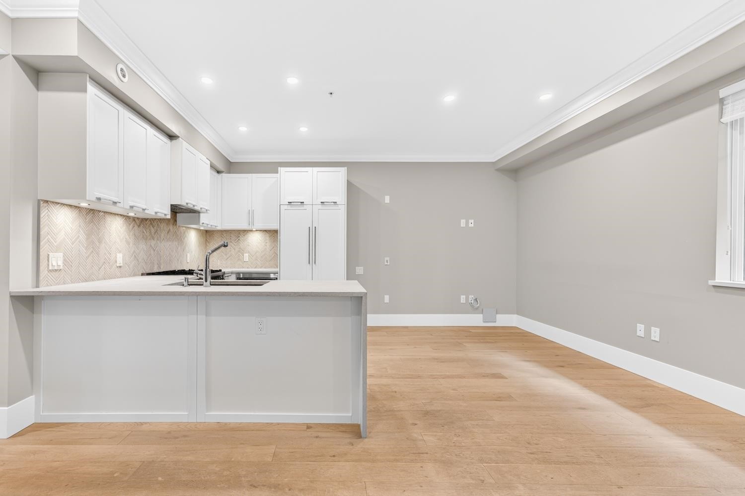 7529 Yukon Street, Vancouver, BC