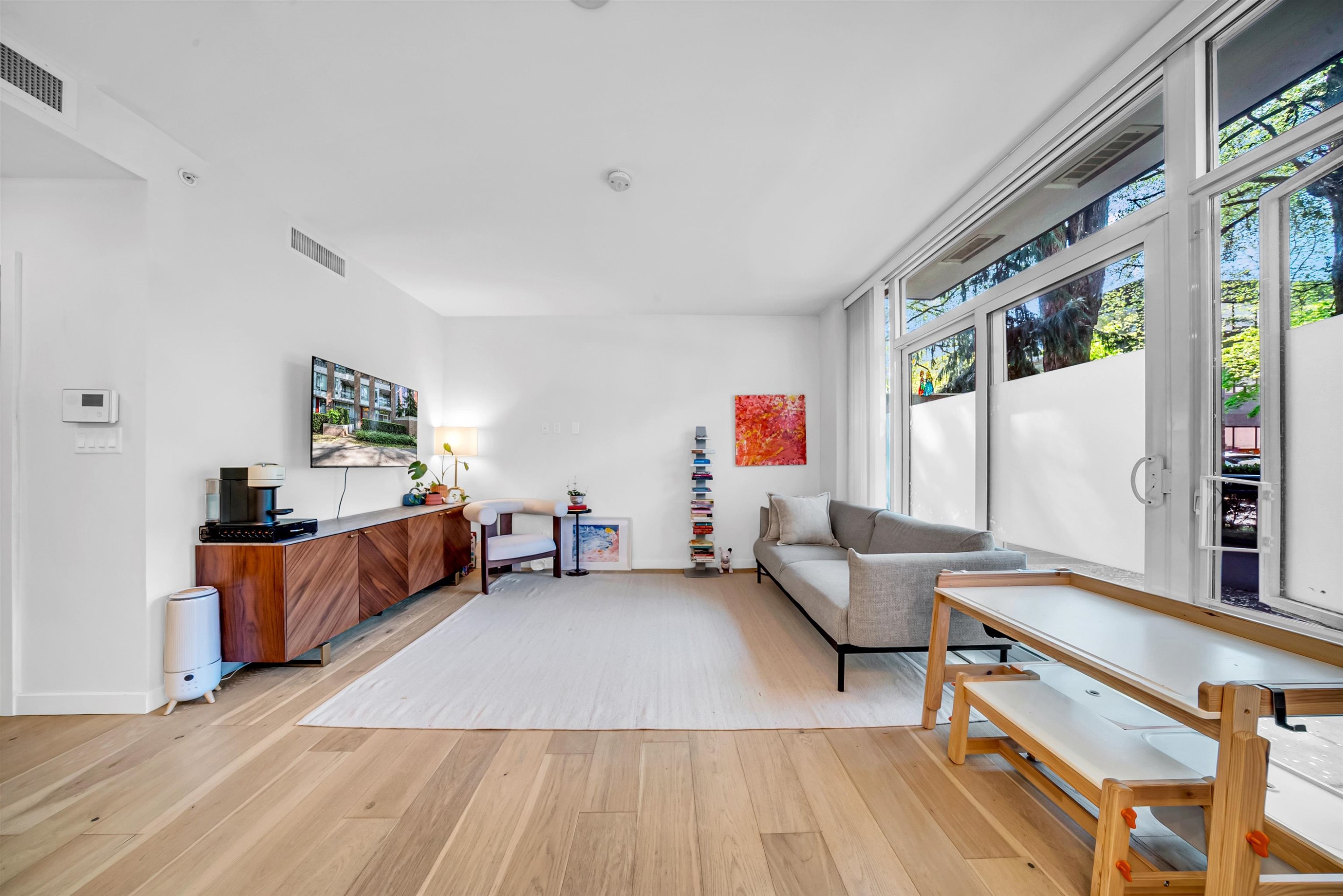 2021 10Th Avenue W, Vancouver, BC - Indoor
