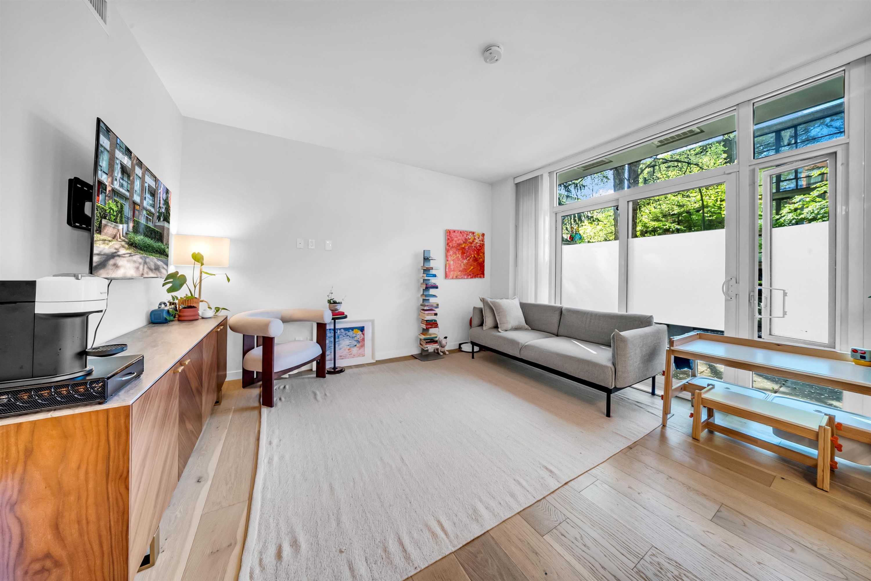 2021 10Th Avenue W, Vancouver, BC - Indoor