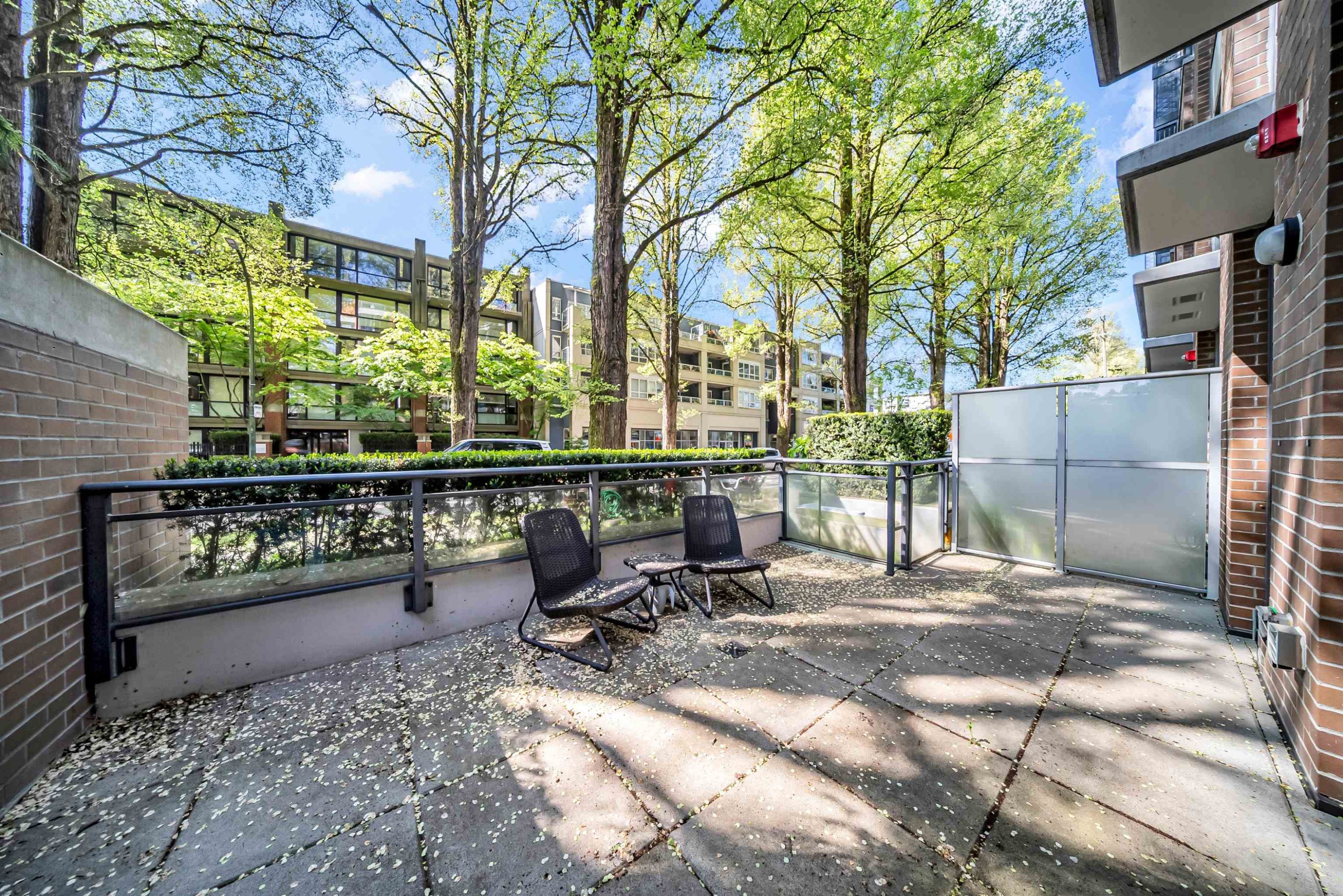 2021 10Th Avenue W, Vancouver, BC - Outdoor