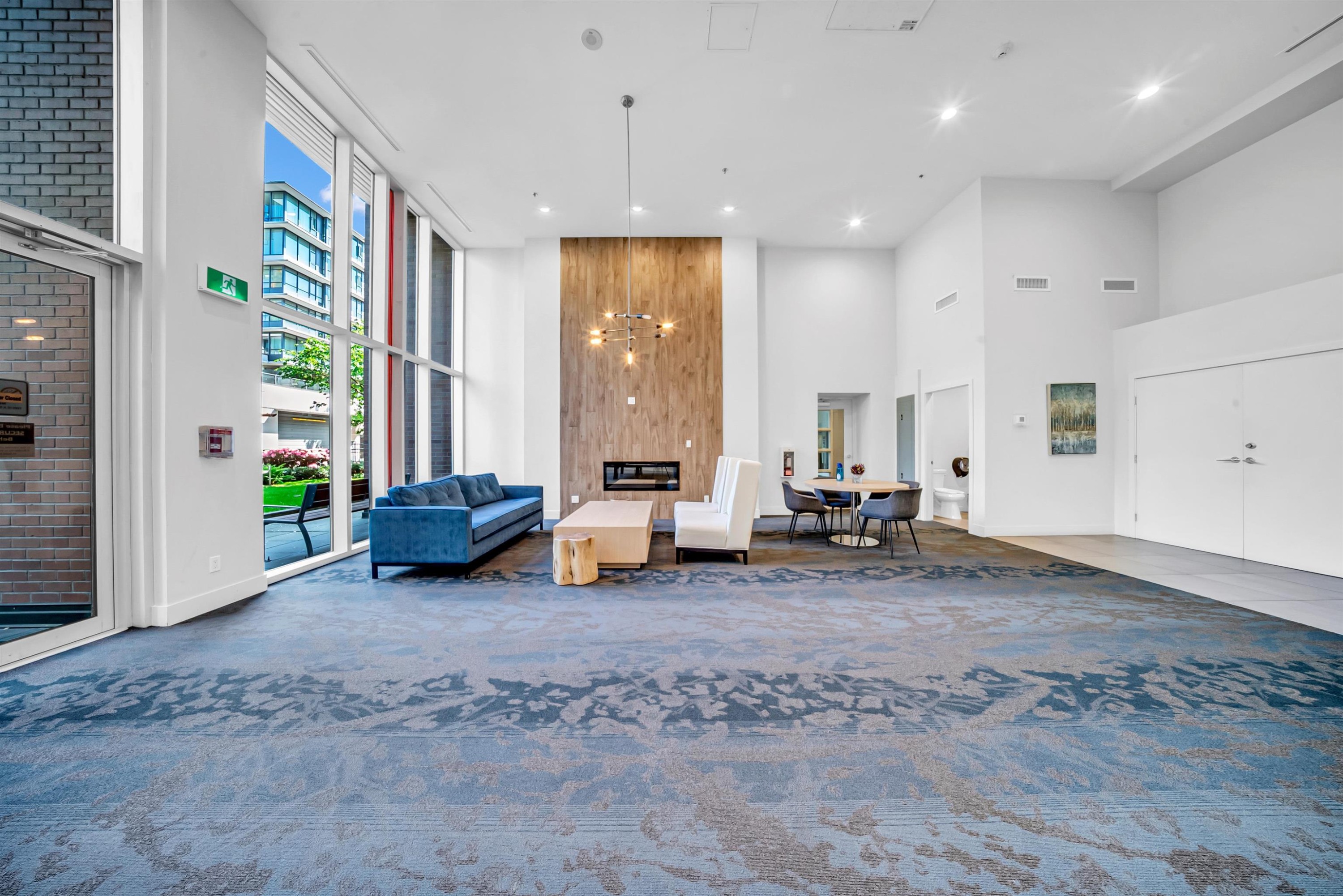 2021 10Th Avenue W, Vancouver, BC - Indoor Photo Showing Other Room